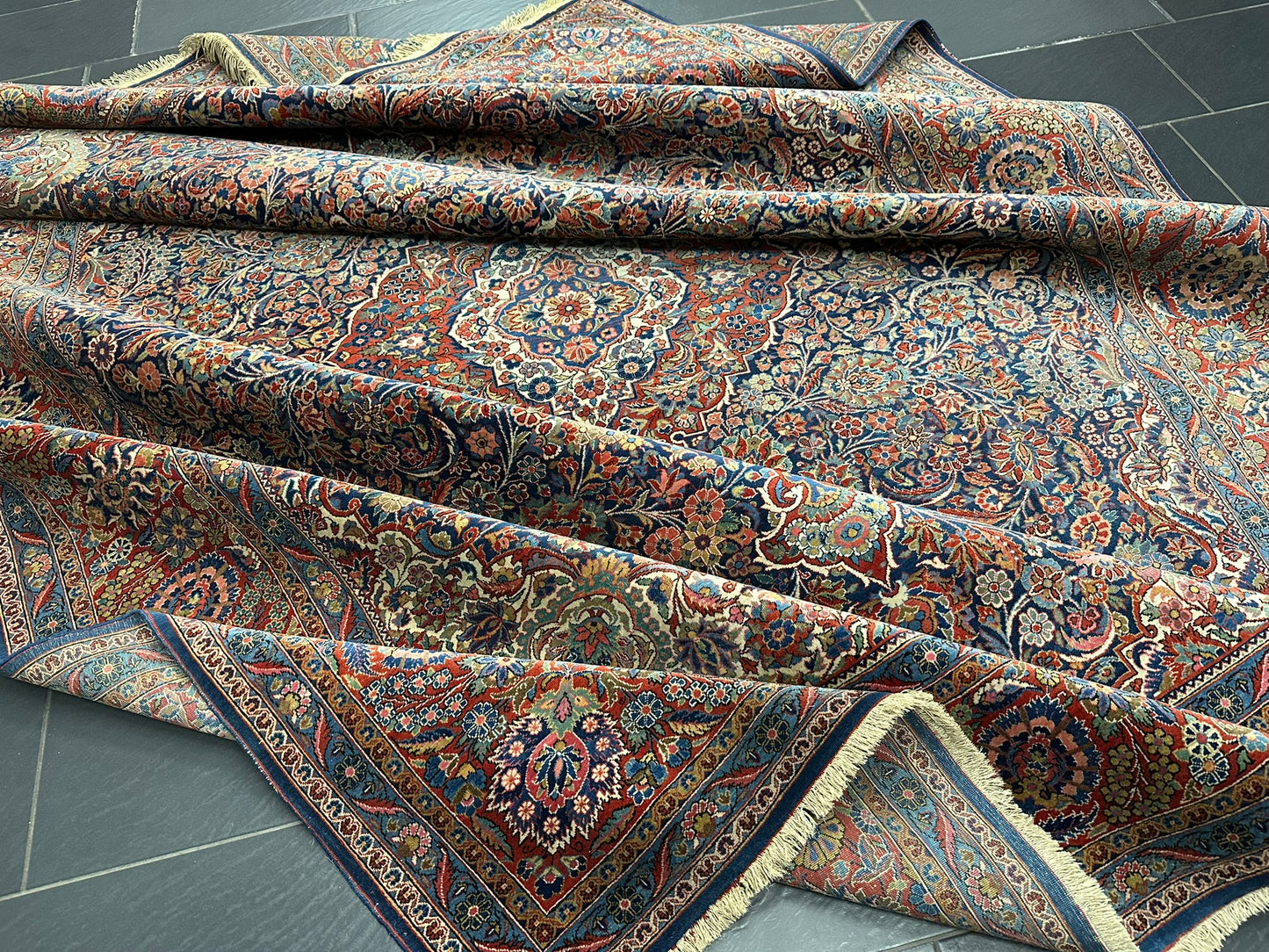 Antiker Perser Keshan Teppich – Handgeknüpft um 1900 352X264