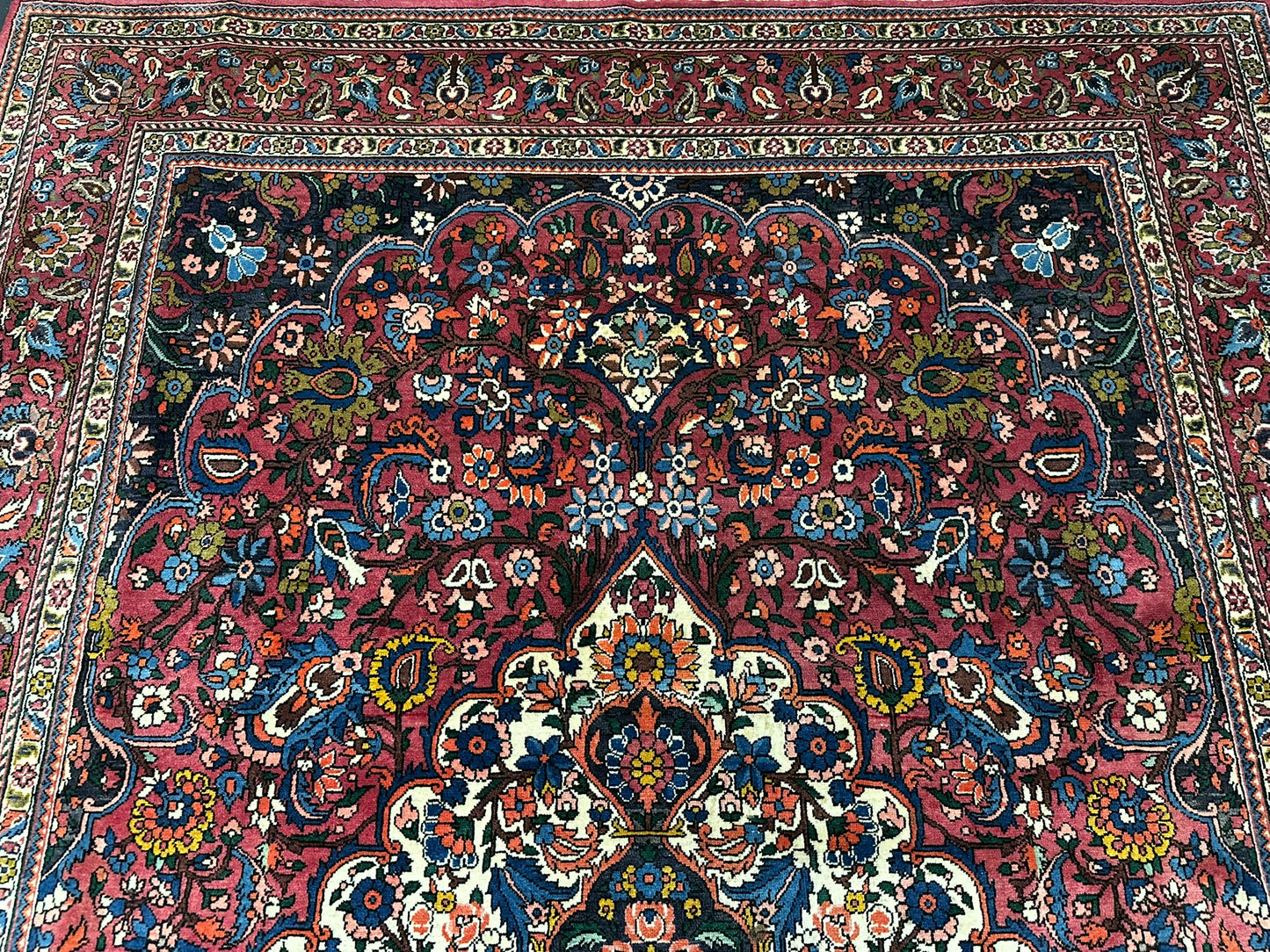 Orientteppich handgeknüpft Bachtiar Naturfarben 308x201 cm