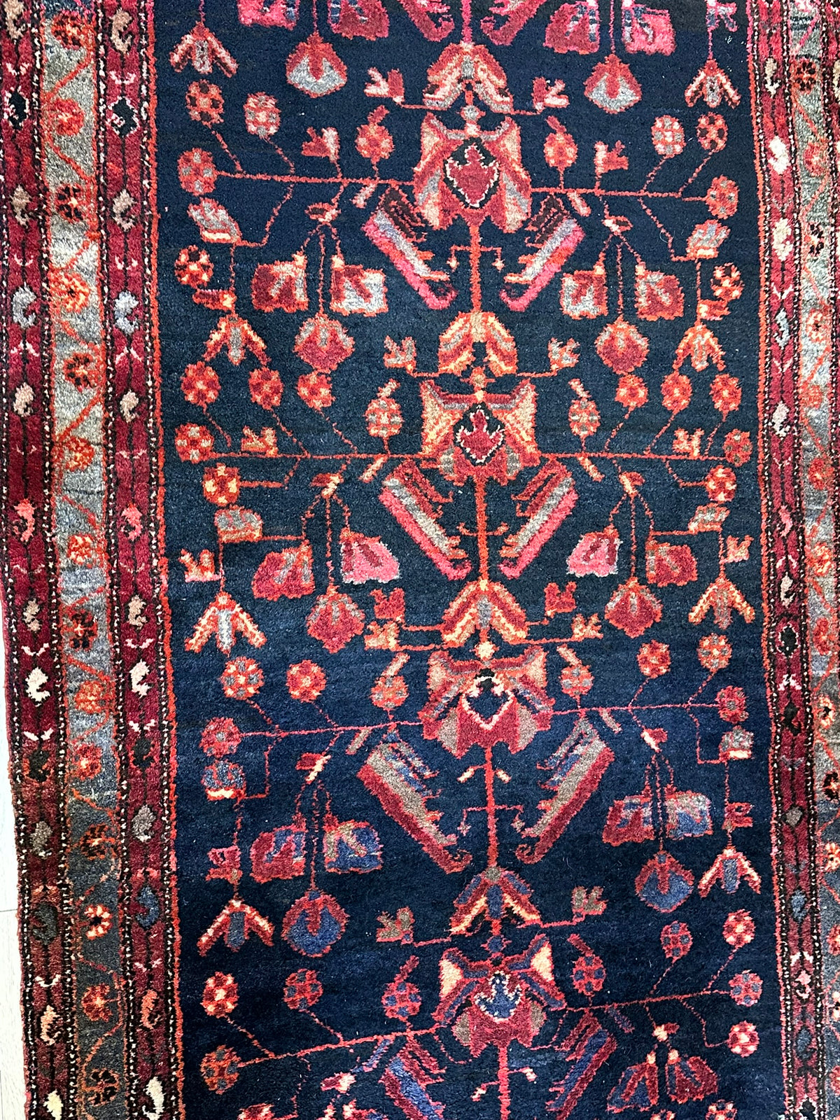 Antik Orientteppich handgeknüpft Malayer naturfarben  205x110 cm