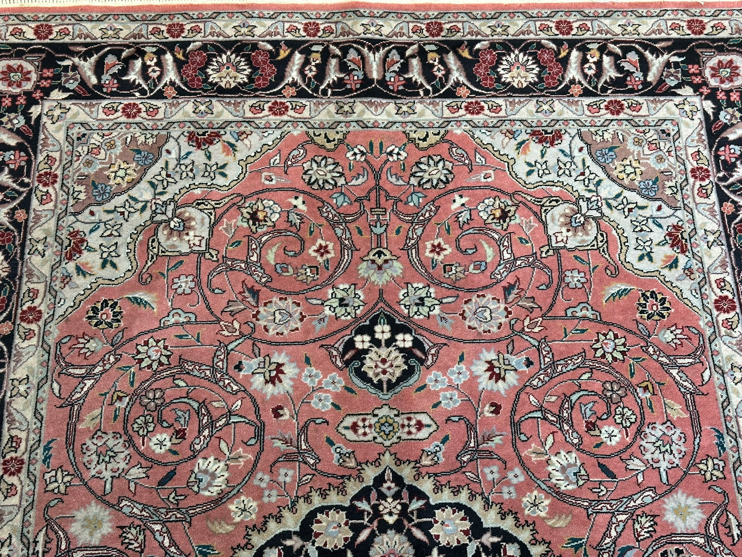 Orientteppich handgeknüpft Täbriz 50 Raj mit Seide 190x125 cm