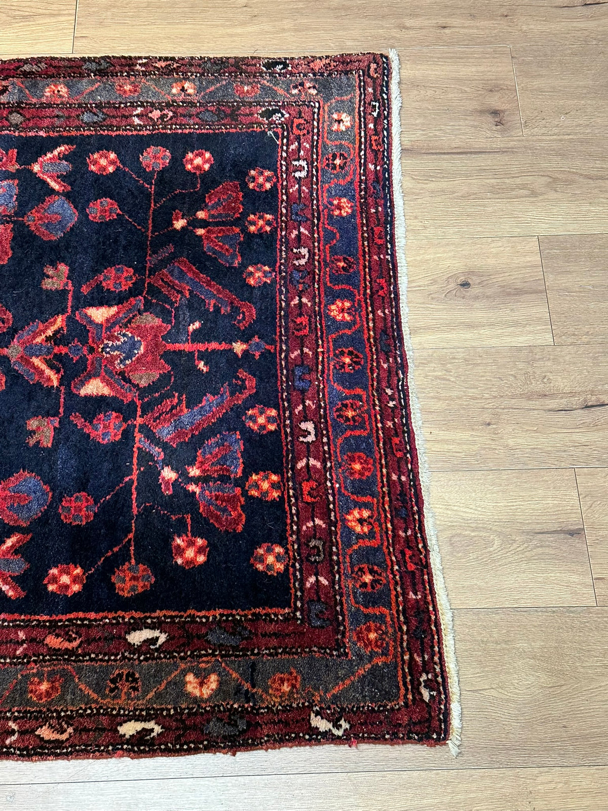 Antik Orientteppich handgeknüpft Malayer naturfarben  205x110 cm