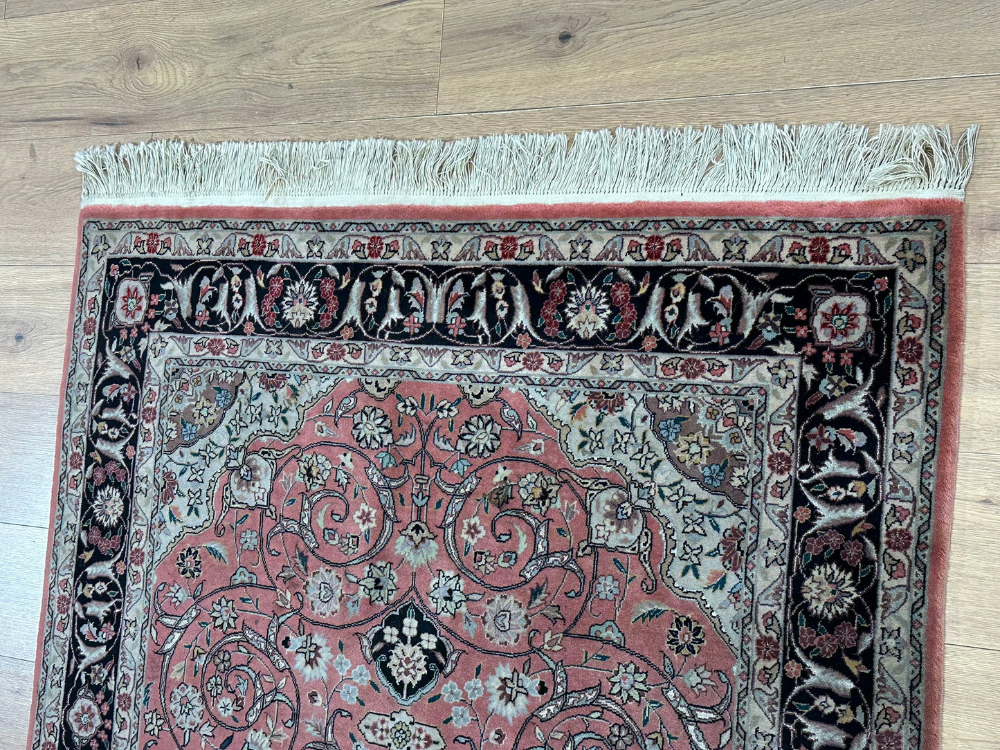 Orientteppich handgeknüpft Täbriz 50 Raj mit Seide 190x125 cm