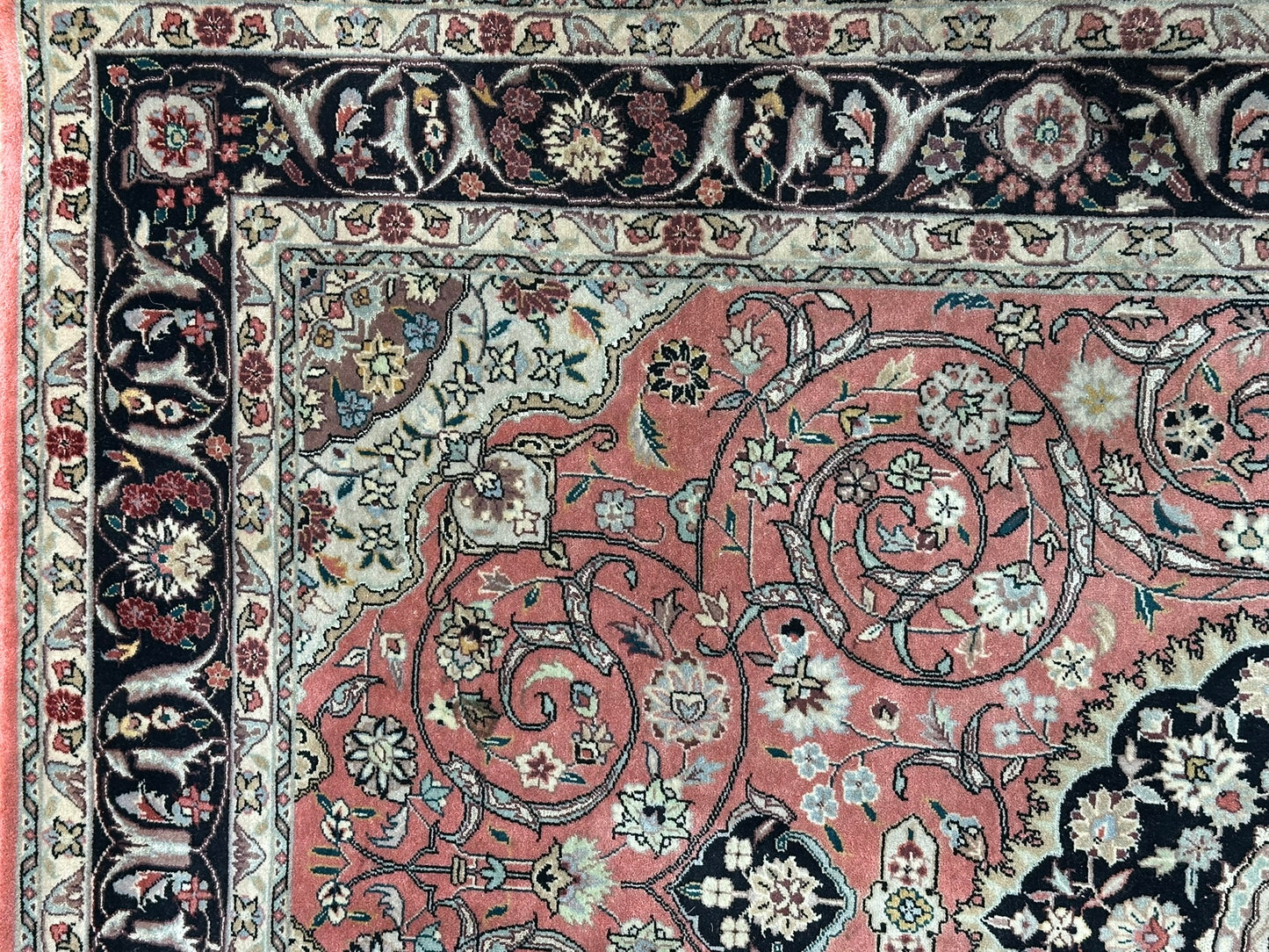 Orientteppich handgeknüpft Täbriz 50 Raj mit Seide 190x125 cm