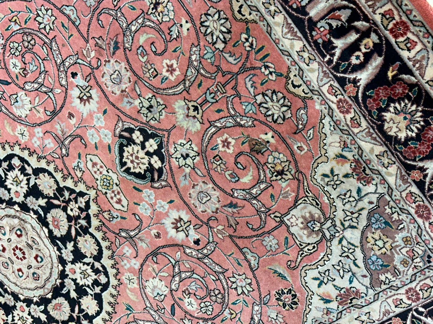 Orientteppich handgeknüpft Täbriz 50 Raj mit Seide 190x125 cm