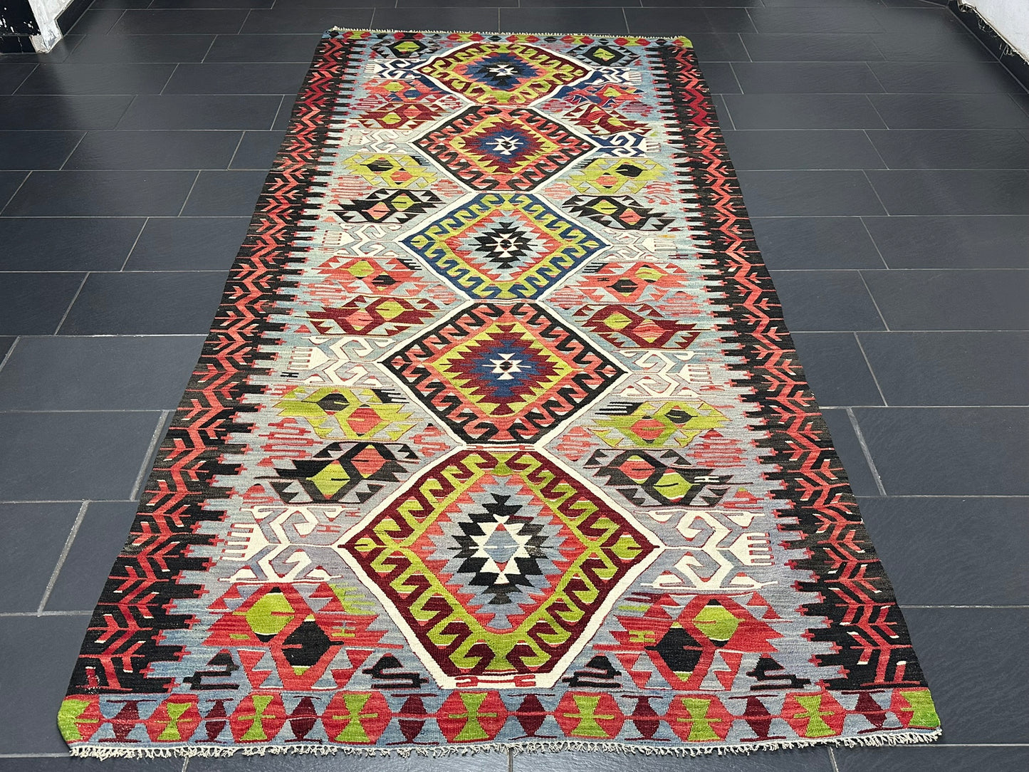 Orientteppich handgeknüpft Antik Kelim Art Deco 334x173