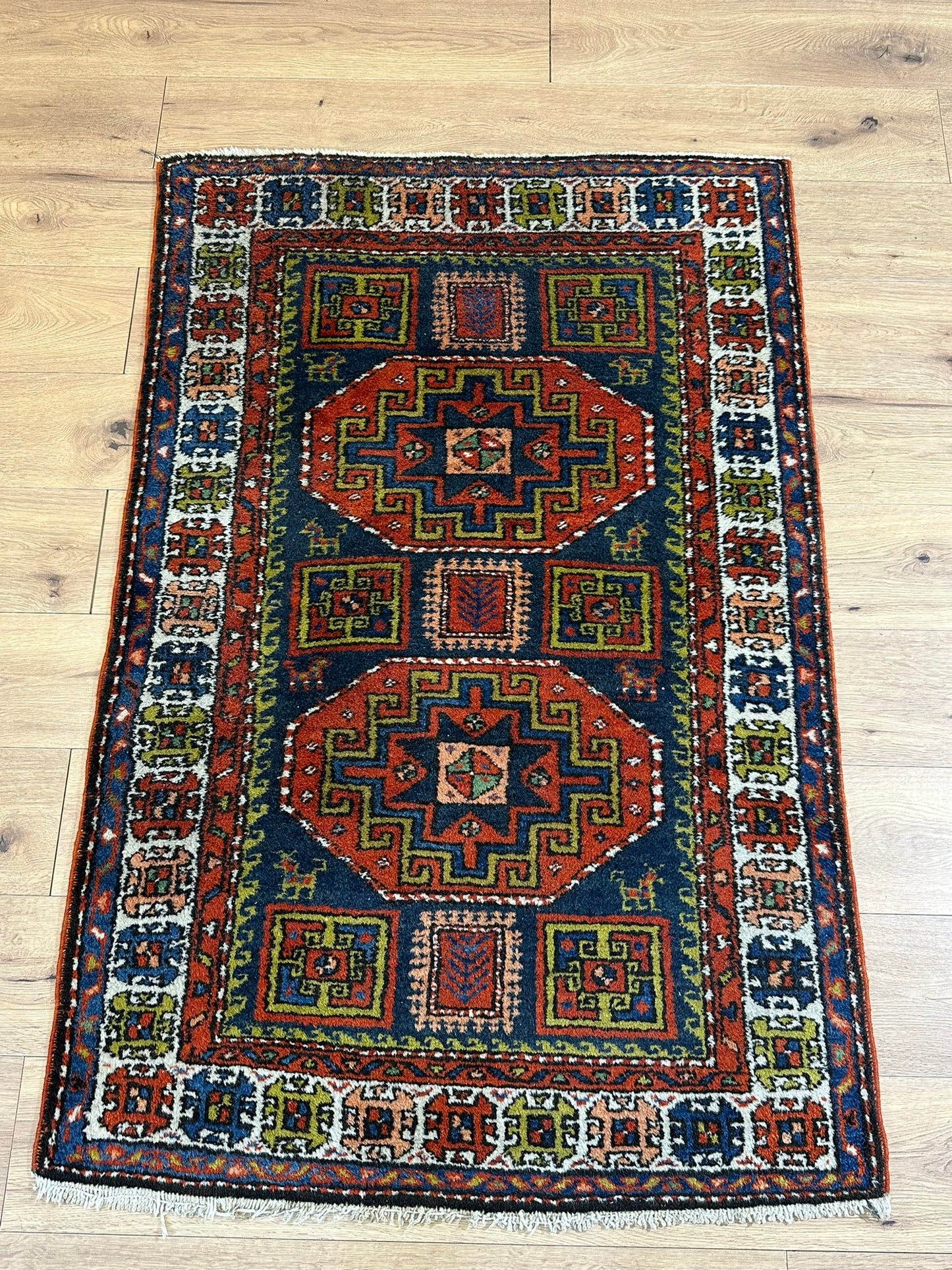 Antik Orientteppich handgeknüpft Kasak Naturfarben 156x100 cm