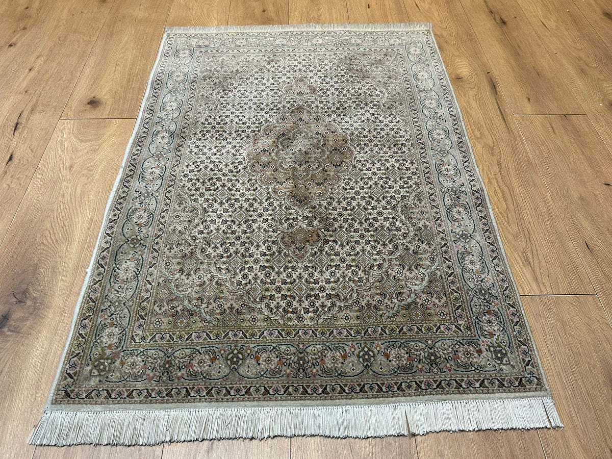 Orientteppich handgeknüpft Täbriz mit Seide 120x83 cm