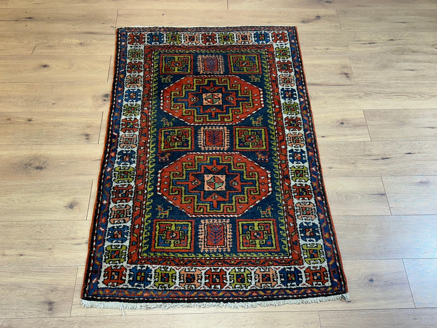 Antik Orientteppich handgeknüpft Kasak Naturfarben 156x100 cm