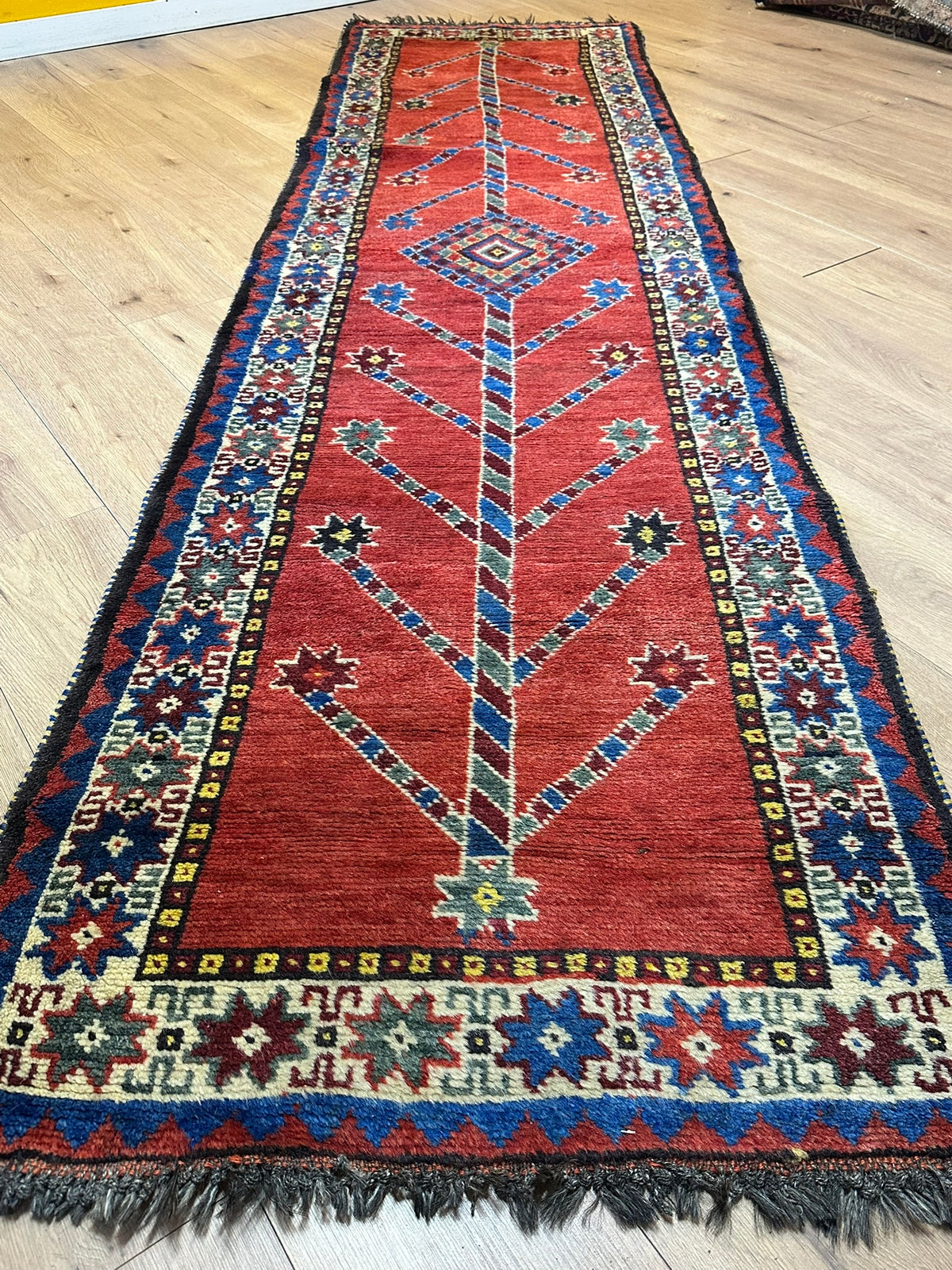 Orientteppich handgeknüpft Gabbeh Läufer 305x82 cm