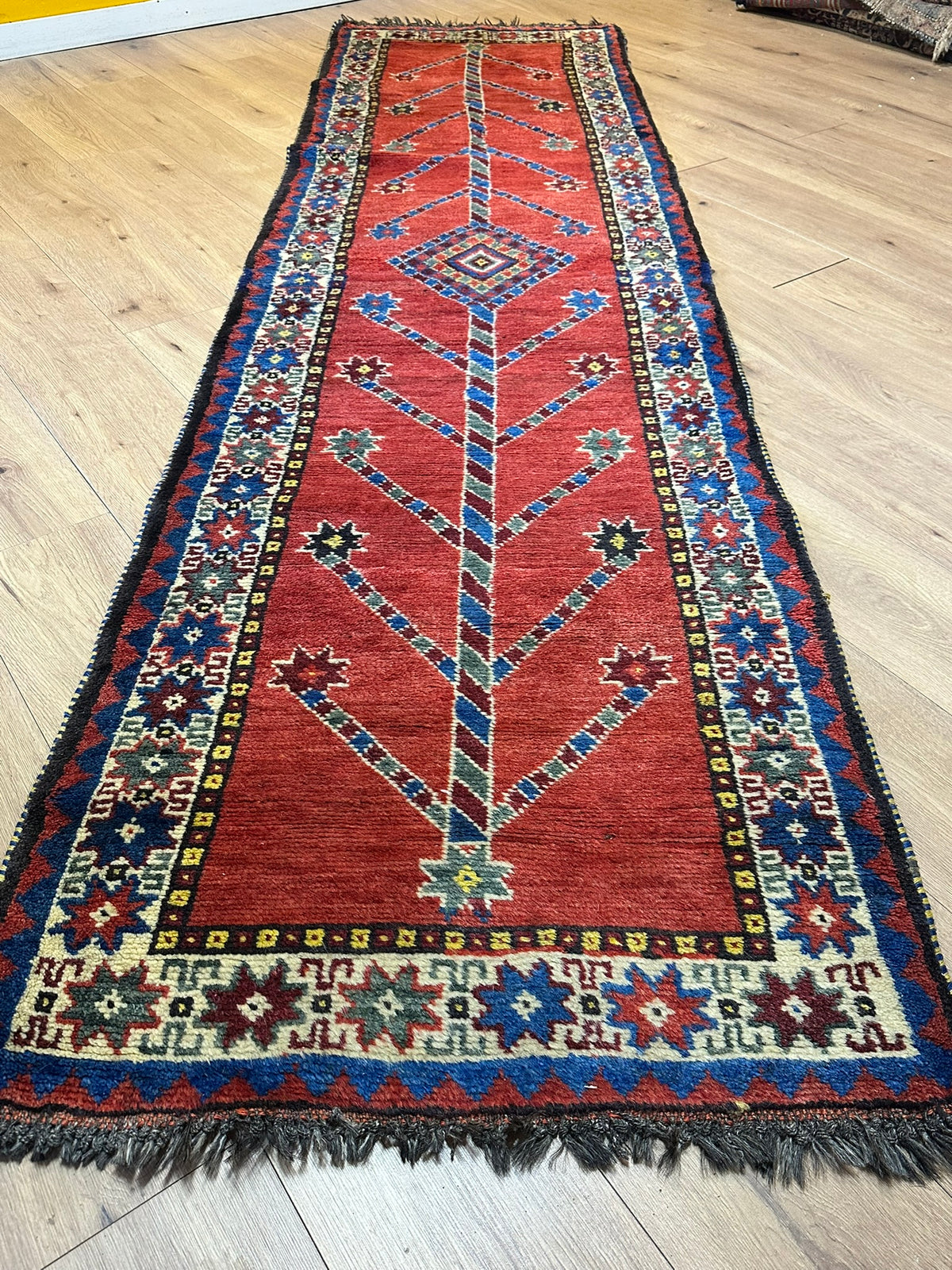 Orientteppich handgeknüpft Gabbeh Läufer 305x82 cm