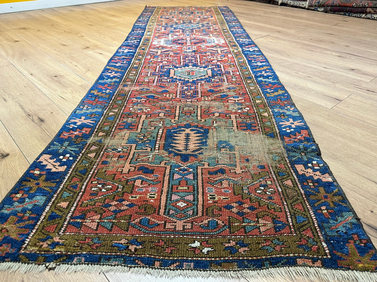 Antiker Orientteppich handgeknüpft Heriz Naturfarben 295x84 cm