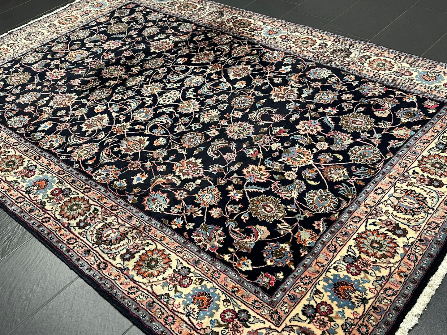 Orientteppich handgeknüpft Mesched Korkwolle 300x192 cm