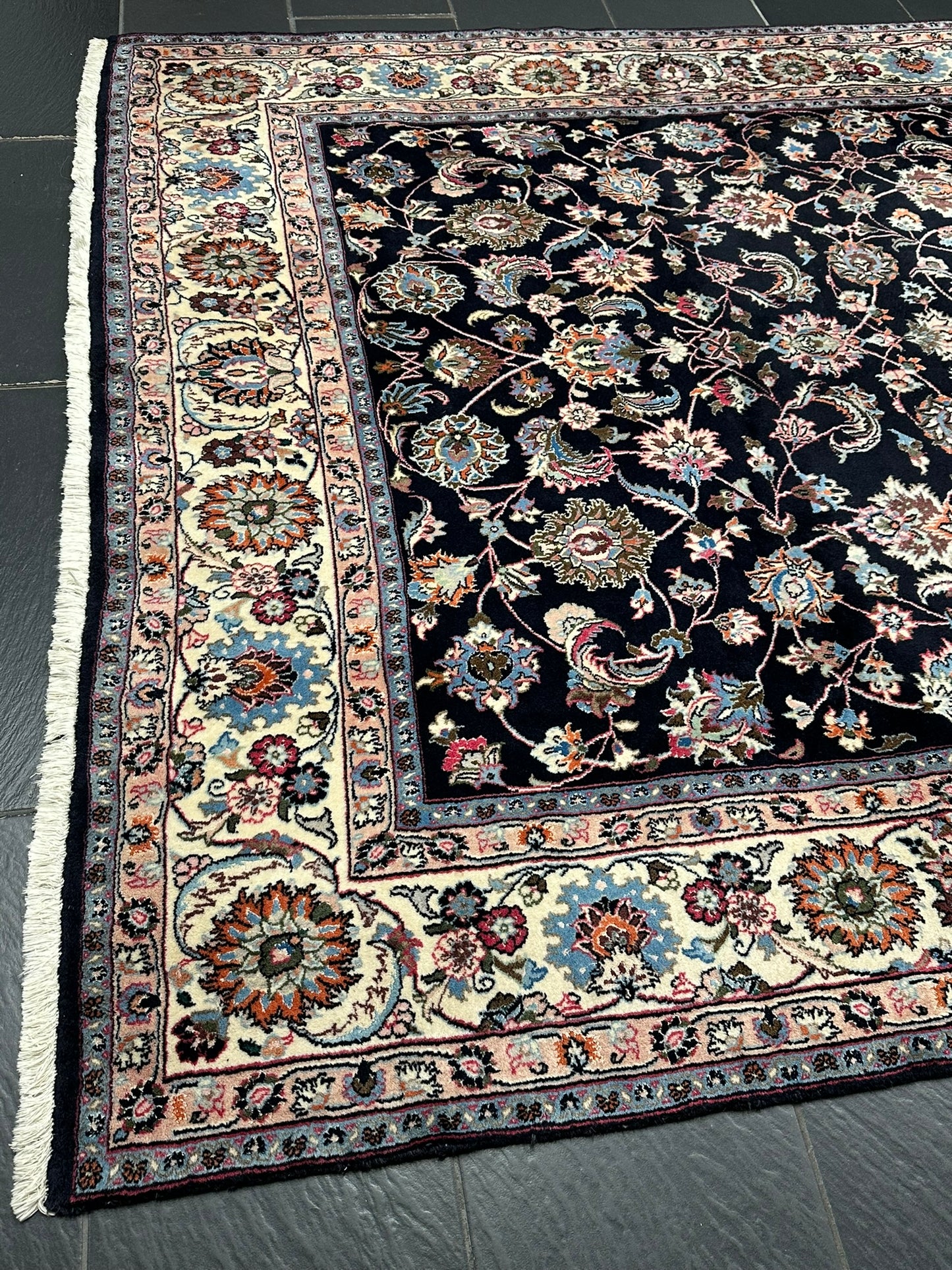 Orientteppich handgeknüpft Mesched Korkwolle 300x192 cm