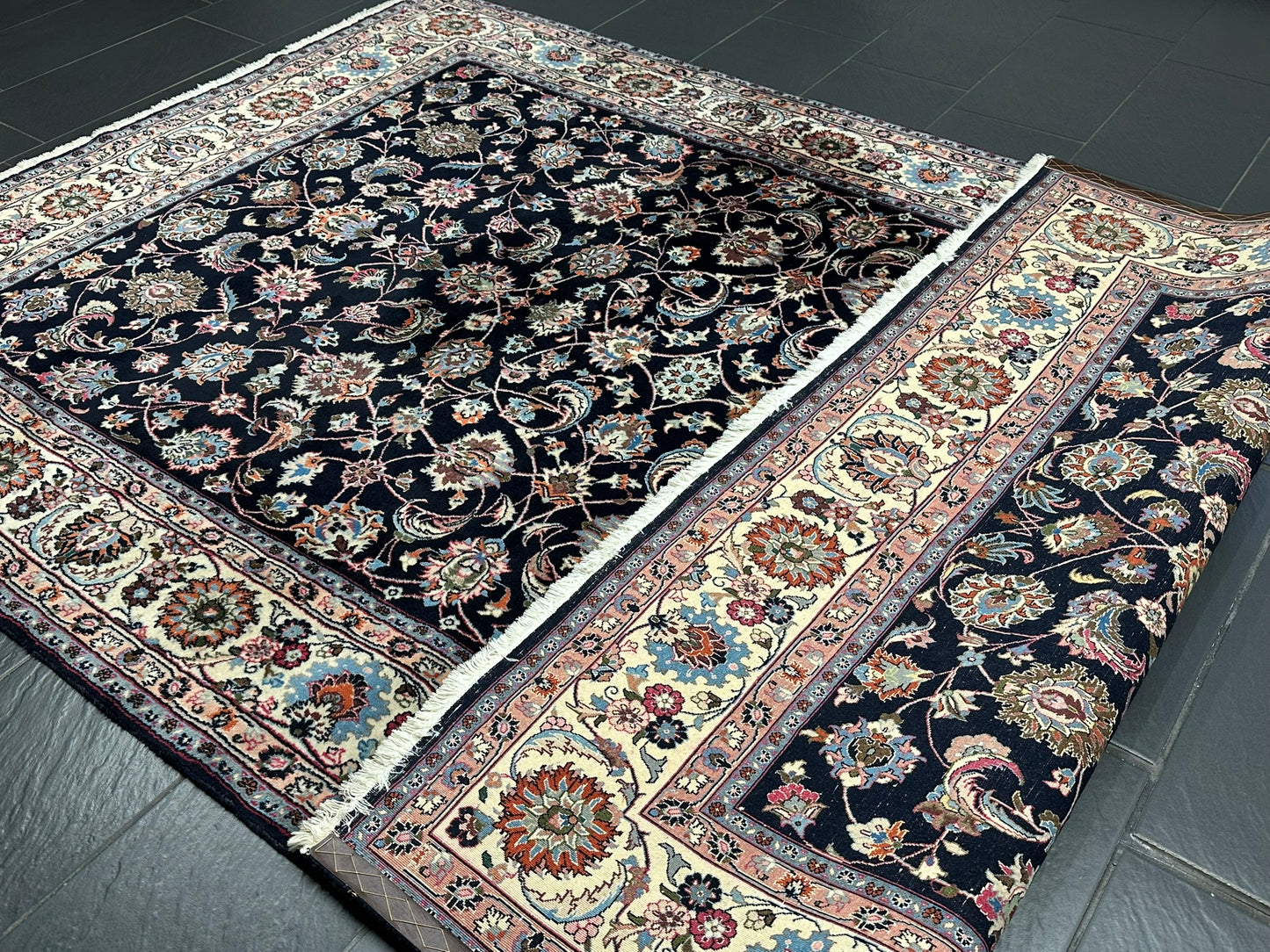 Orientteppich handgeknüpft Mesched Korkwolle 300x192 cm