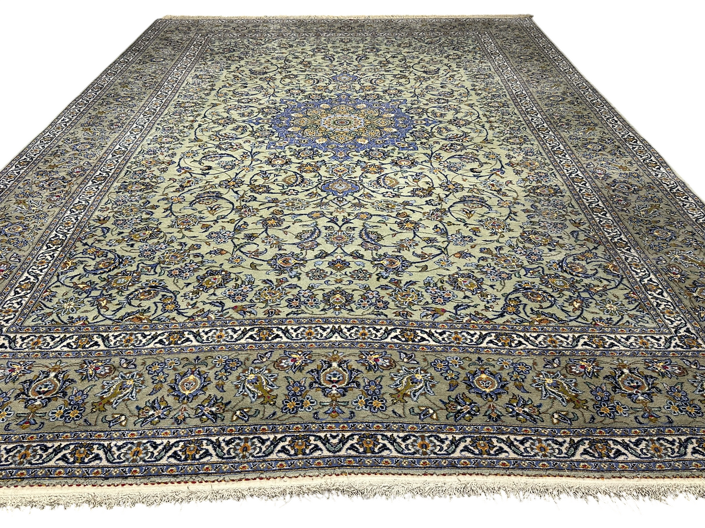 Orientteppich handgeknüpft Keshan Korkwolle signiert 430x313 cm