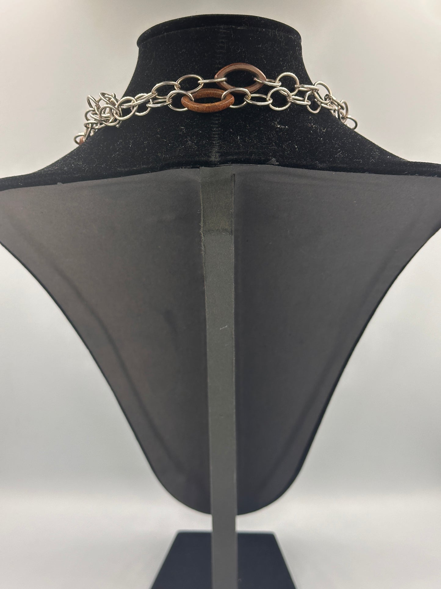 Silber (ungestempelt) Halskette mit Holz Akzenten