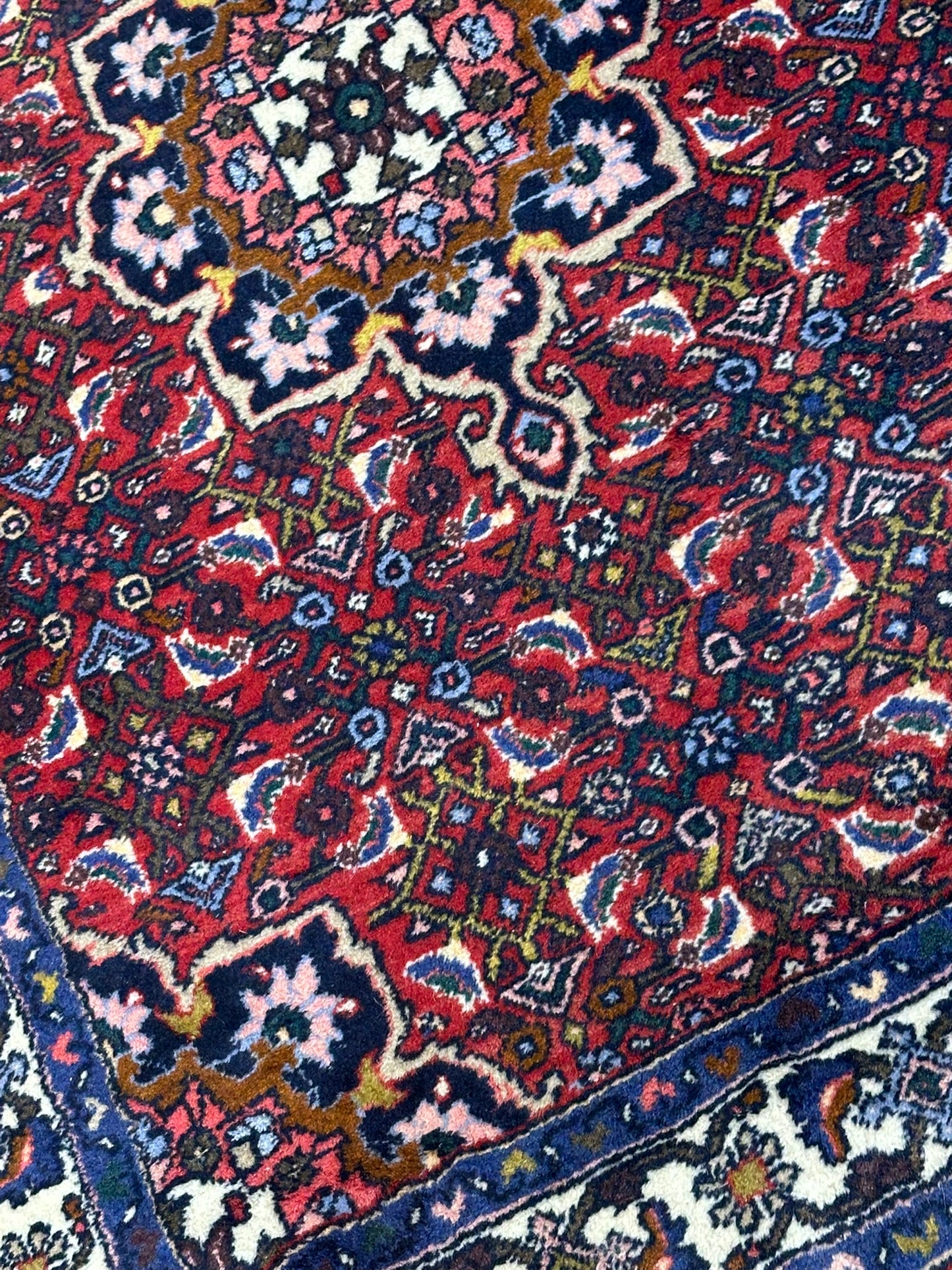 Orientteppich handgeknüpft Bidjar 150x85 cm