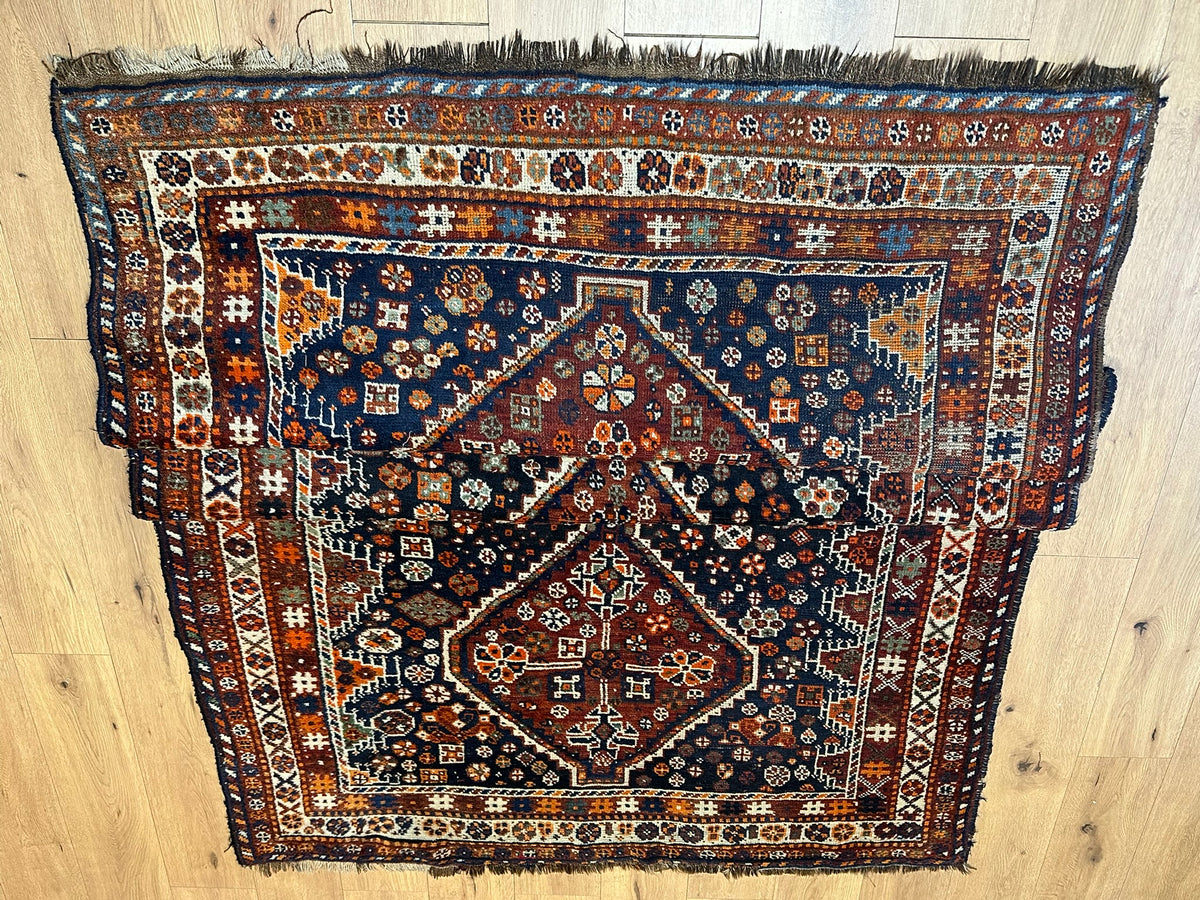 Antiker Orientteppich handgeknüpft  Gaschgai naturfarben 256x160 cm