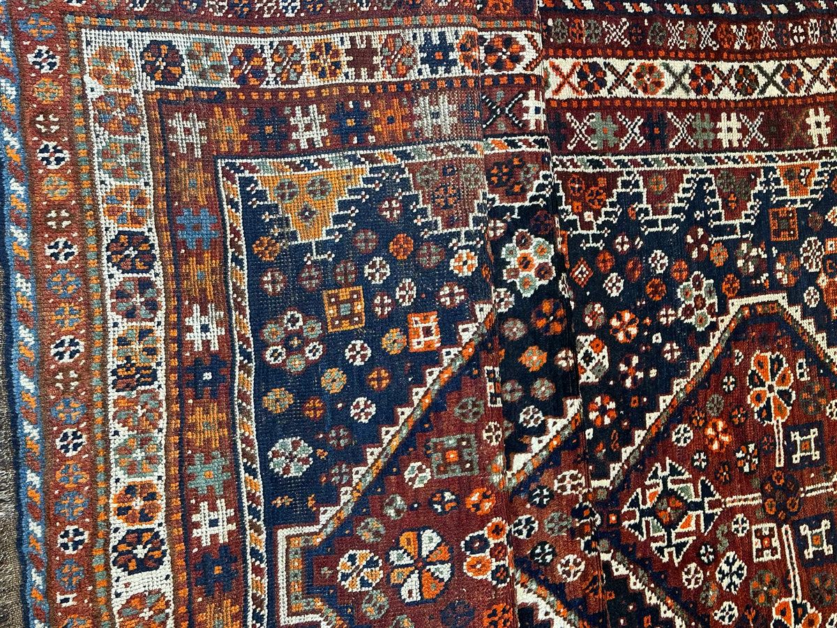 Antiker Orientteppich handgeknüpft  Gaschgai naturfarben 256x160 cm
