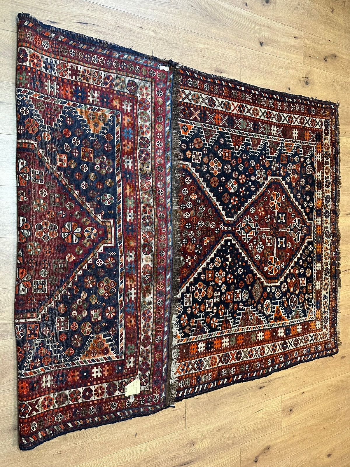 Antiker Orientteppich handgeknüpft  Gaschgai naturfarben 256x160 cm