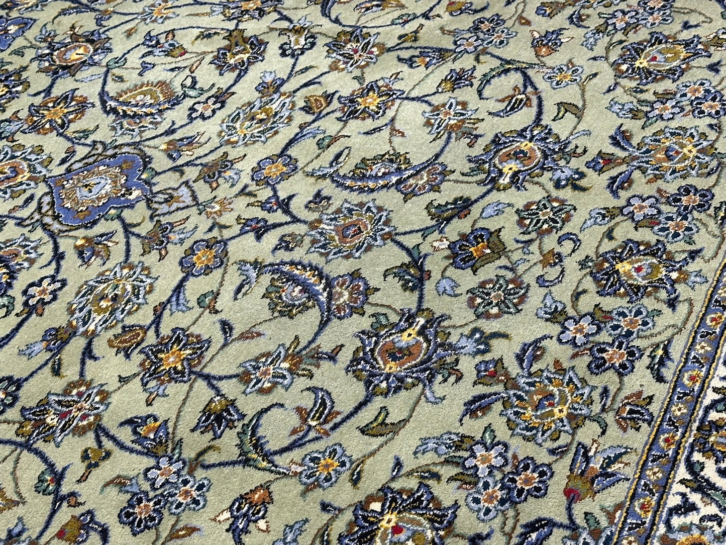 Orientteppich handgeknüpft Keshan Korkwolle signiert 430x313 cm