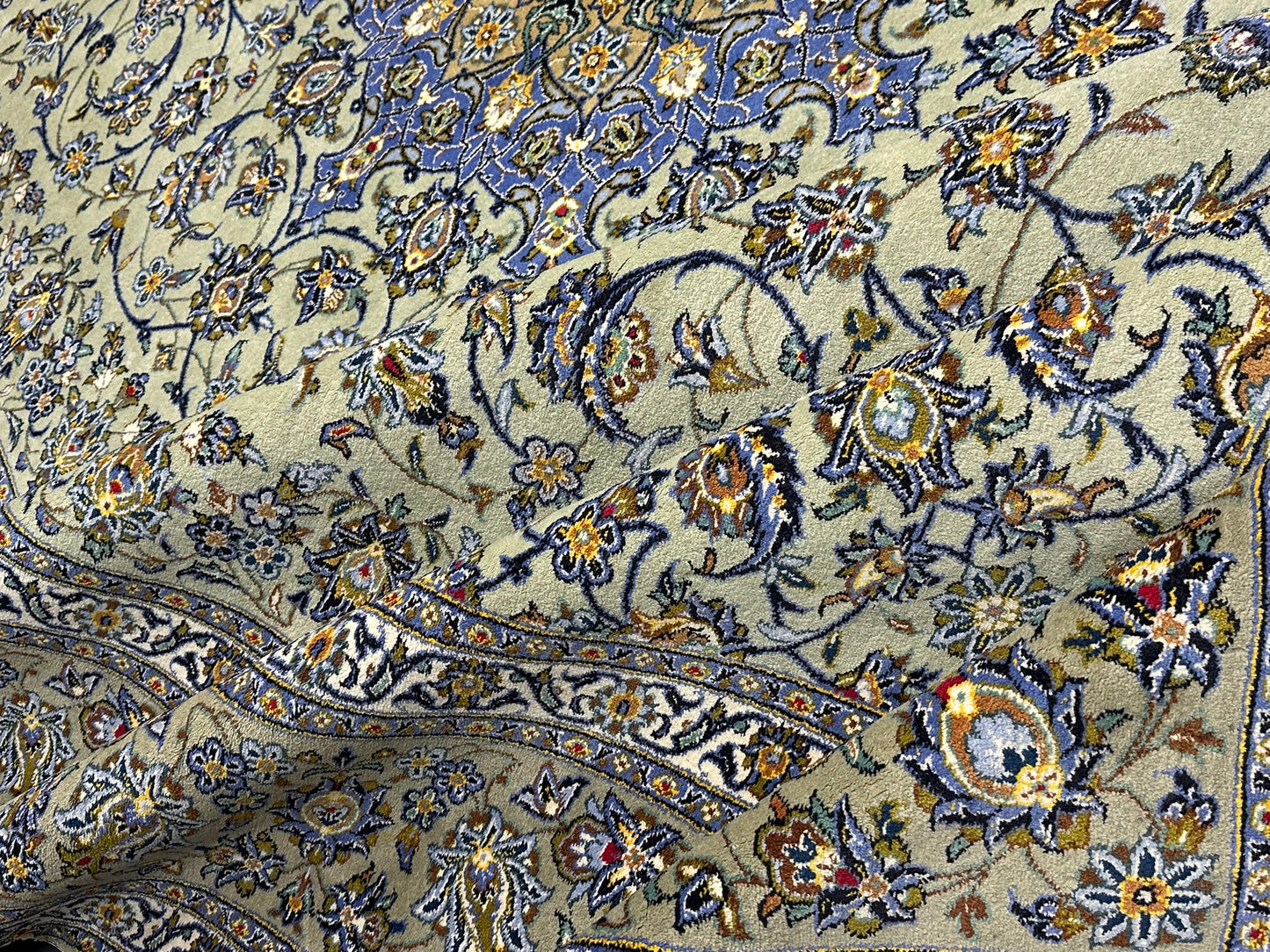 Orientteppich handgeknüpft Keshan Korkwolle signiert 430x313 cm