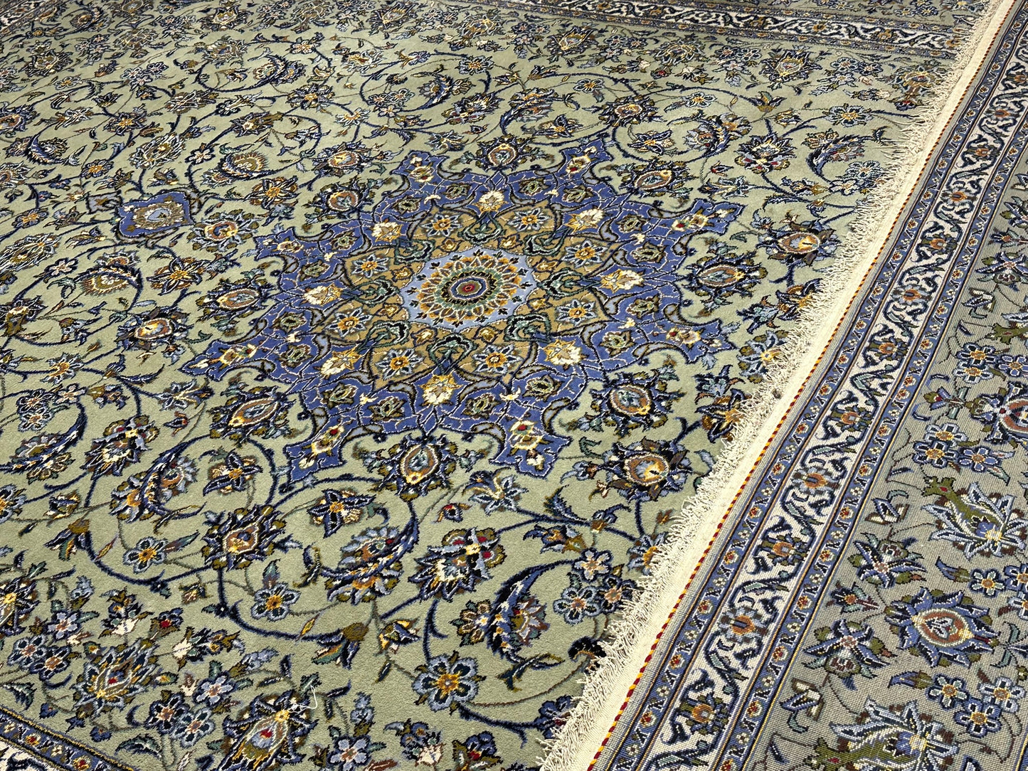 Orientteppich handgeknüpft Keshan Korkwolle signiert 430x313 cm