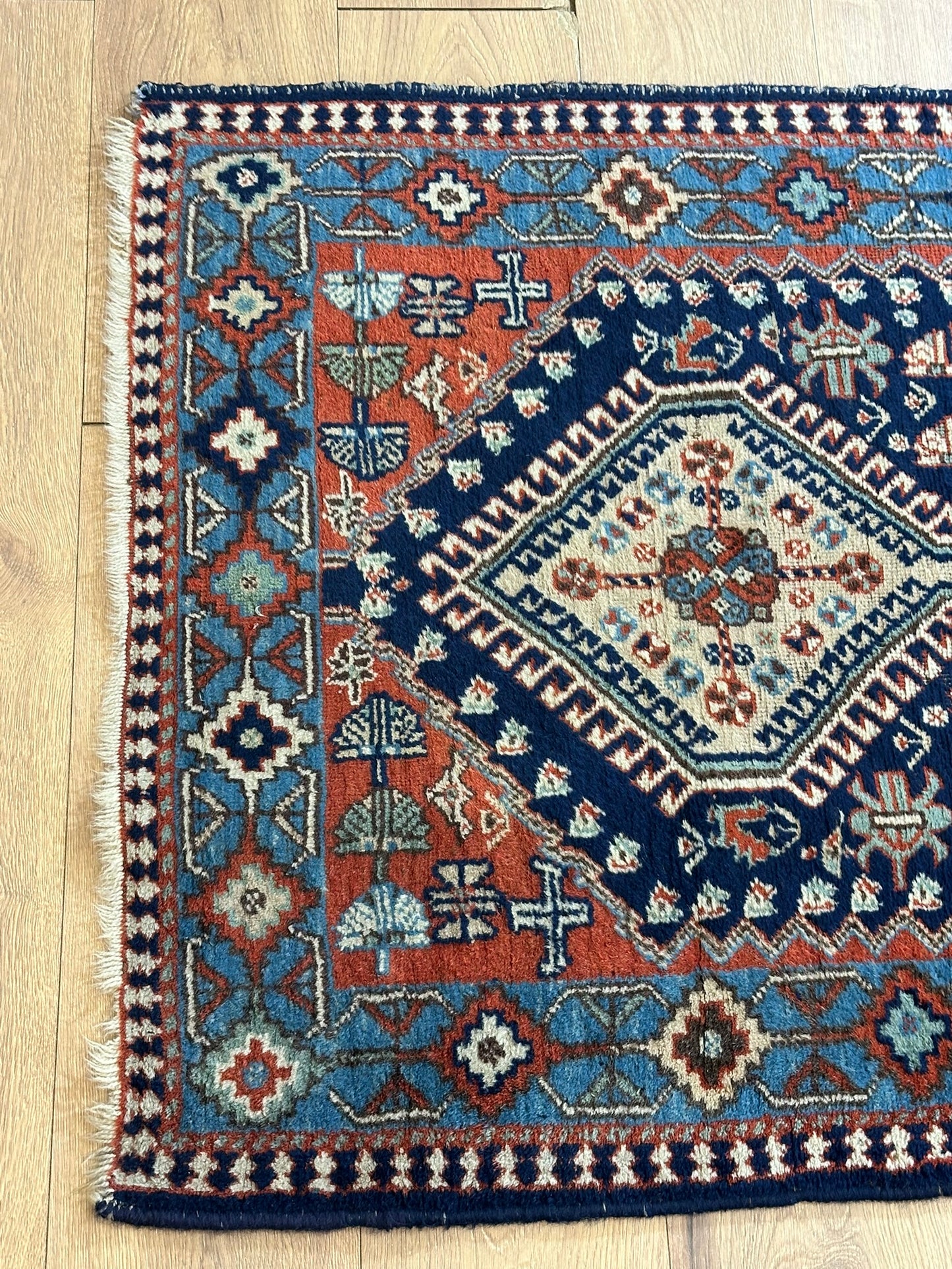 Orientteppich handgeknüpft Ghaschghai Läufer 303x85 cm