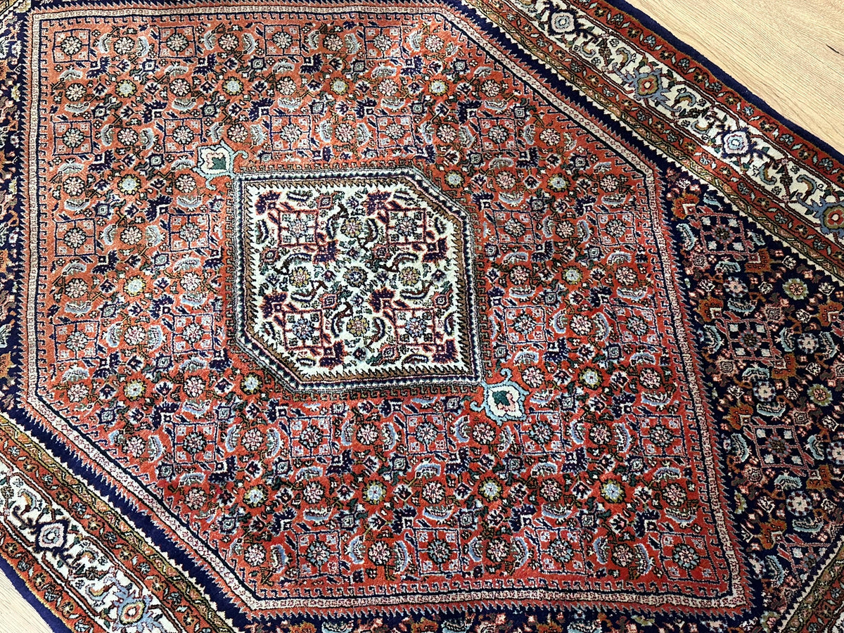 Orientteppich handgeknüpft Bidjar Korkwolle 160x113 cm