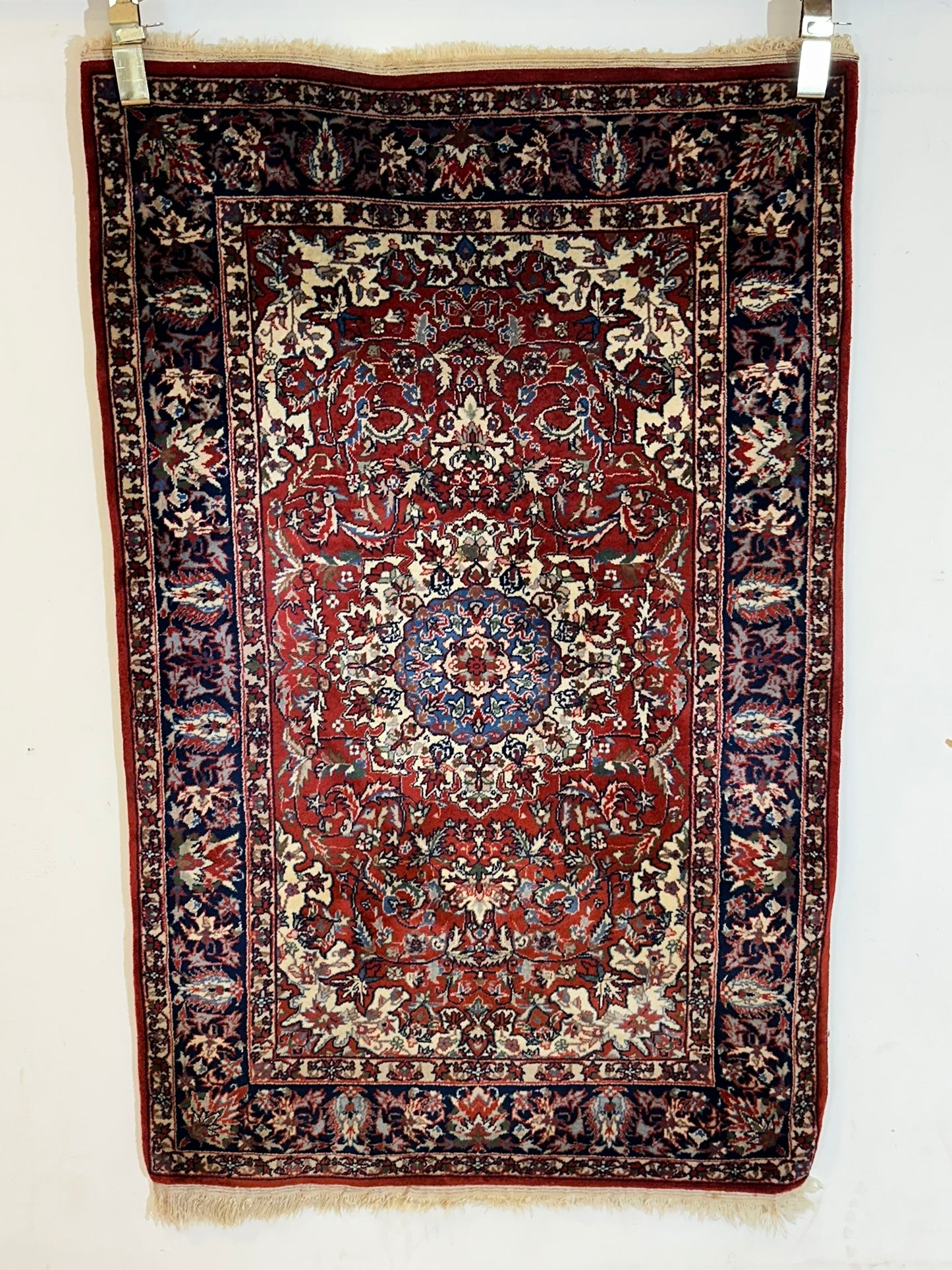 Orientteppich handgeknüpft China Isfahan korkwolle Design 128x80 cm