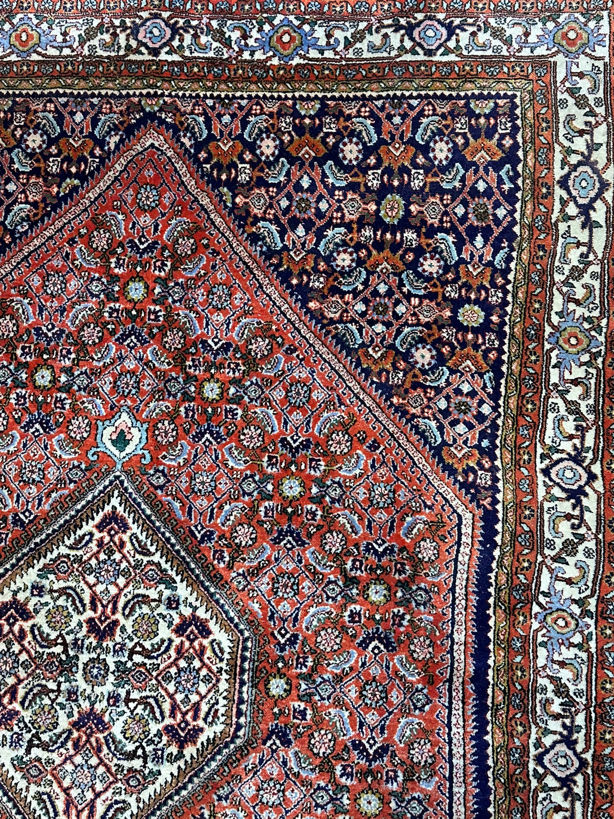Orientteppich handgeknüpft Bidjar Korkwolle 160x113 cm