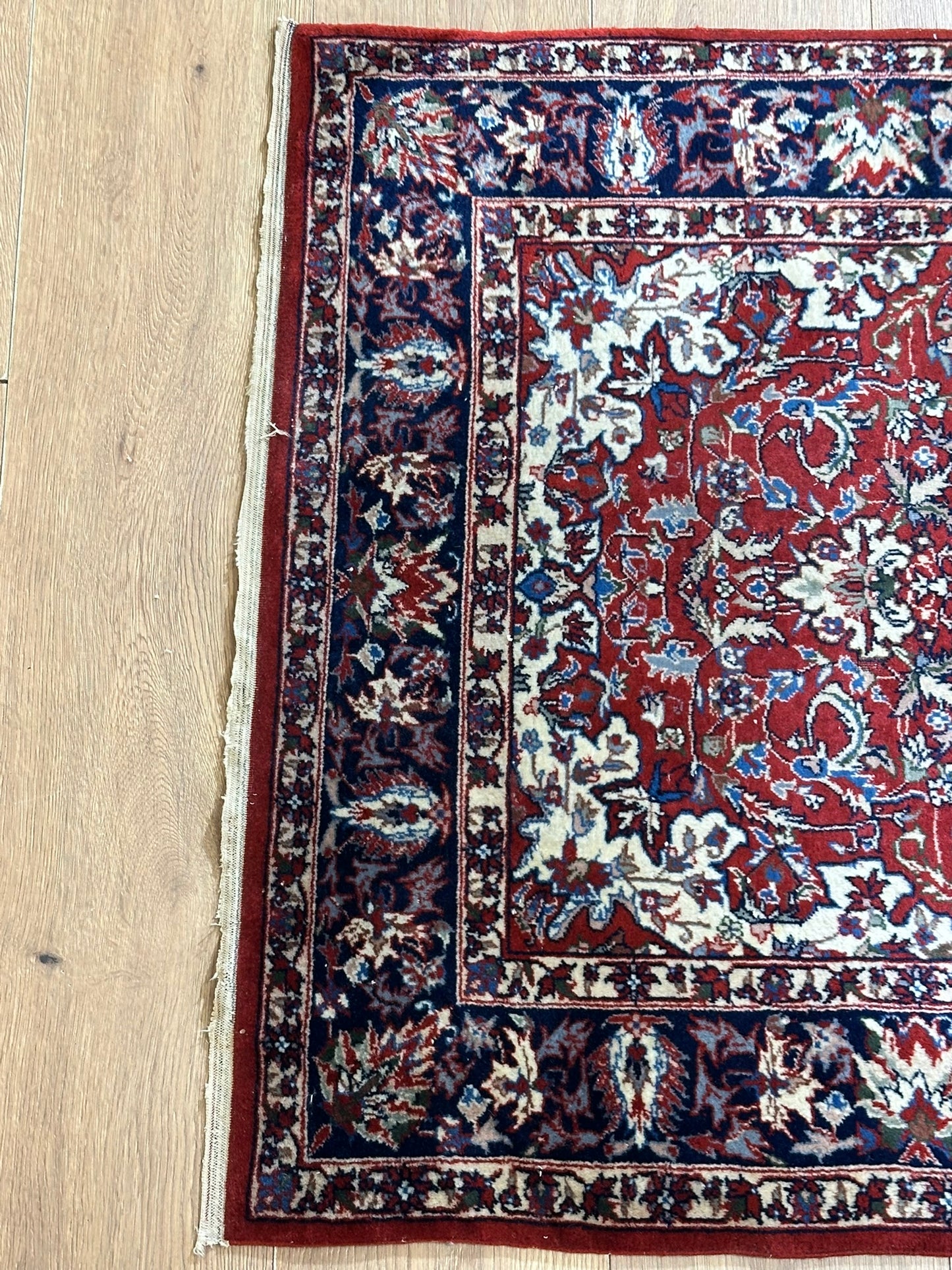 Orientteppich handgeknüpft China Isfahan korkwolle Design 128x80 cm