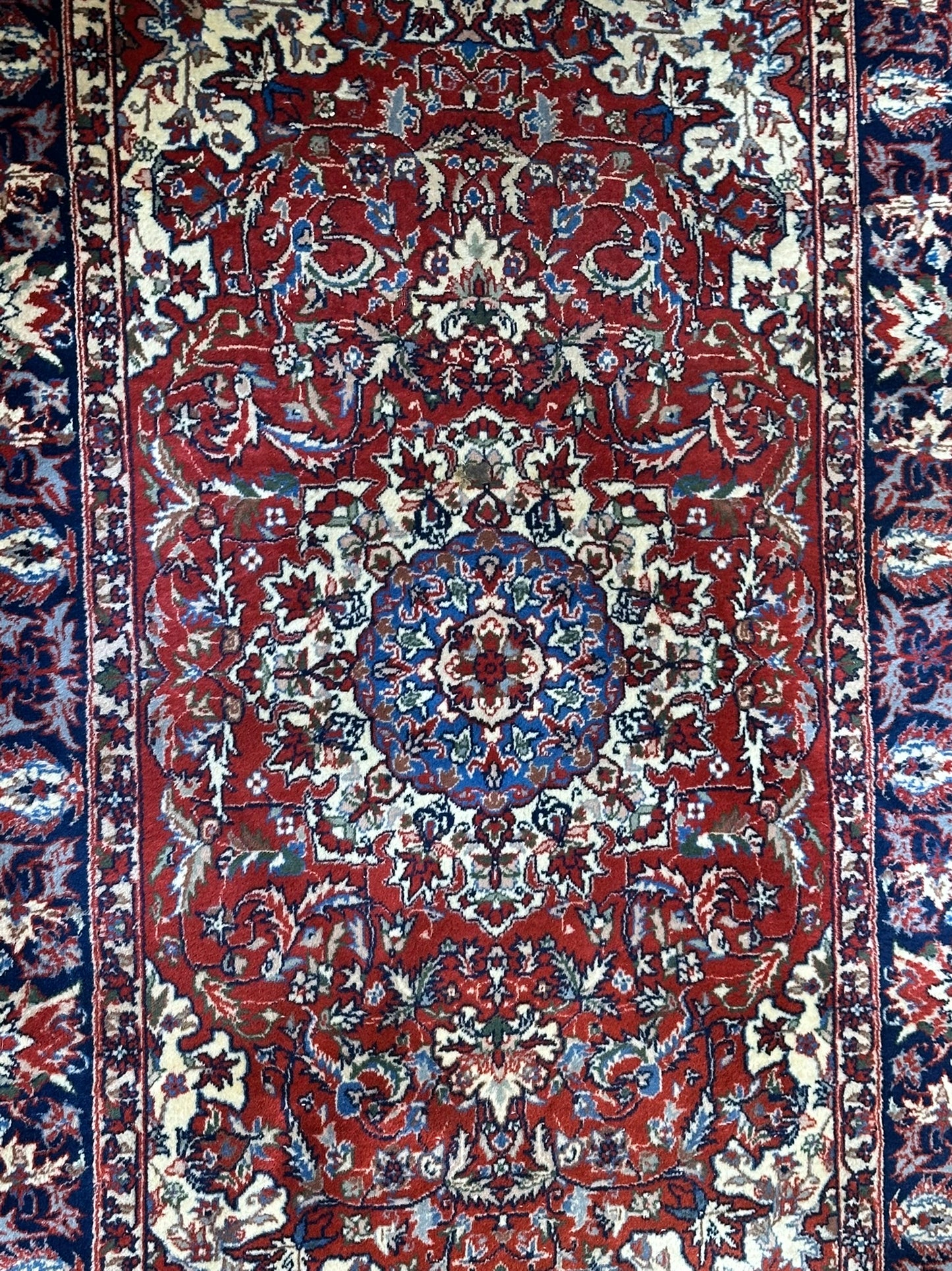 Orientteppich handgeknüpft China Isfahan korkwolle Design 128x80 cm