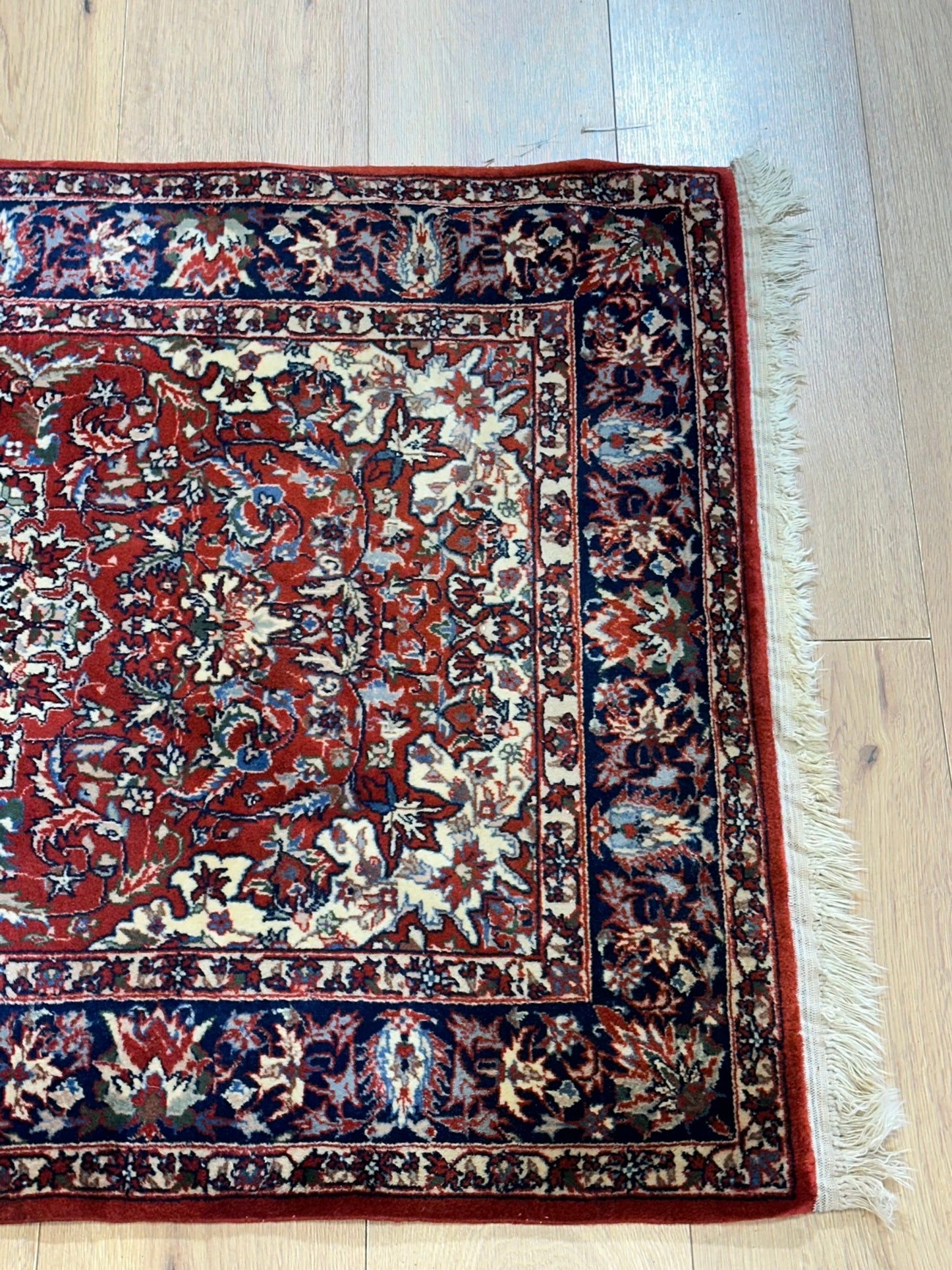 Orientteppich handgeknüpft China Isfahan korkwolle Design 128x80 cm