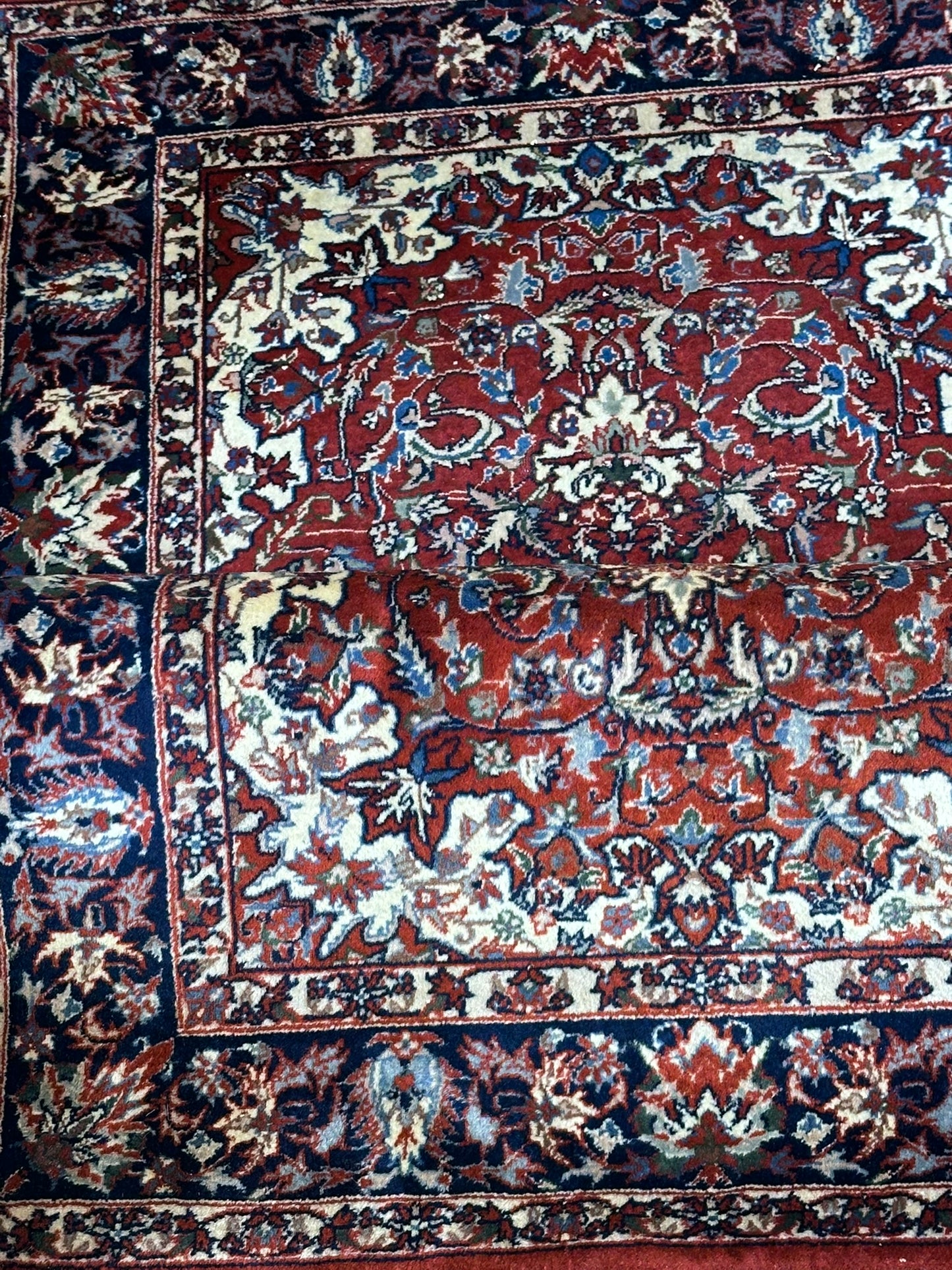 Orientteppich handgeknüpft China Isfahan korkwolle Design 128x80 cm