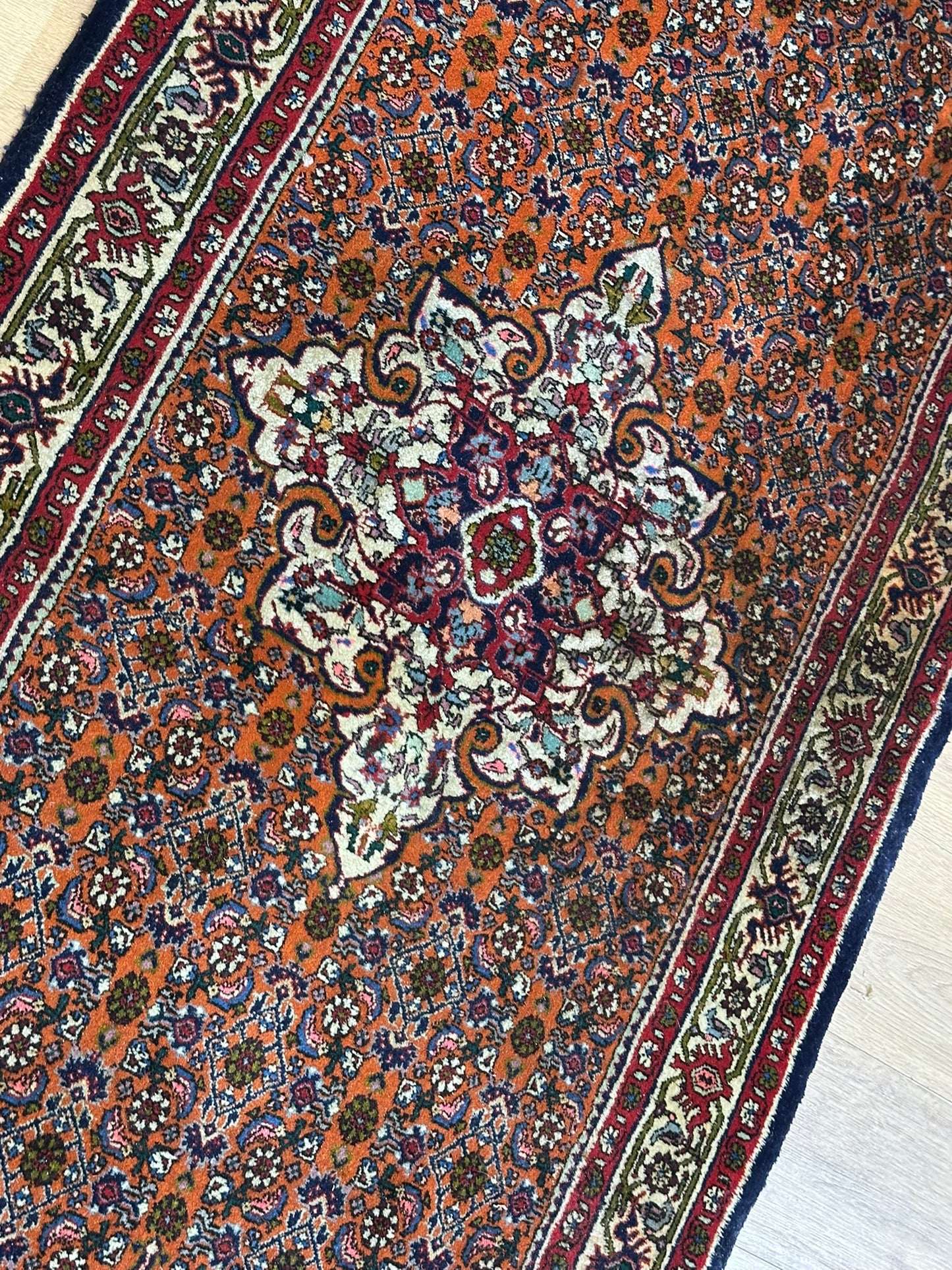 Orientteppich handgeknüpft Bidjar Läufer 383x94 cm