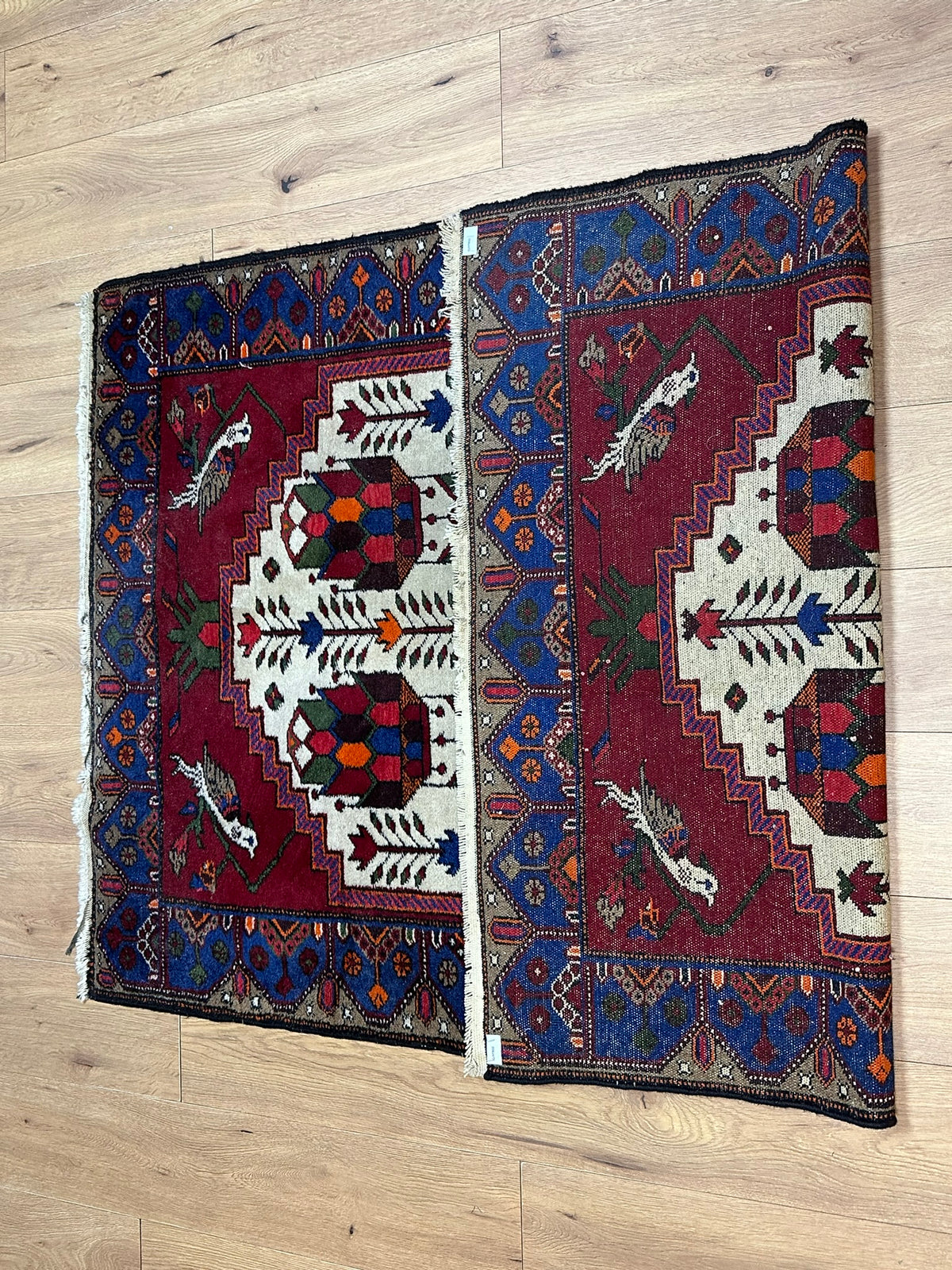 Orientteppich handgeknüpft antiker Bachtiar Korkwolle 180x120 cm