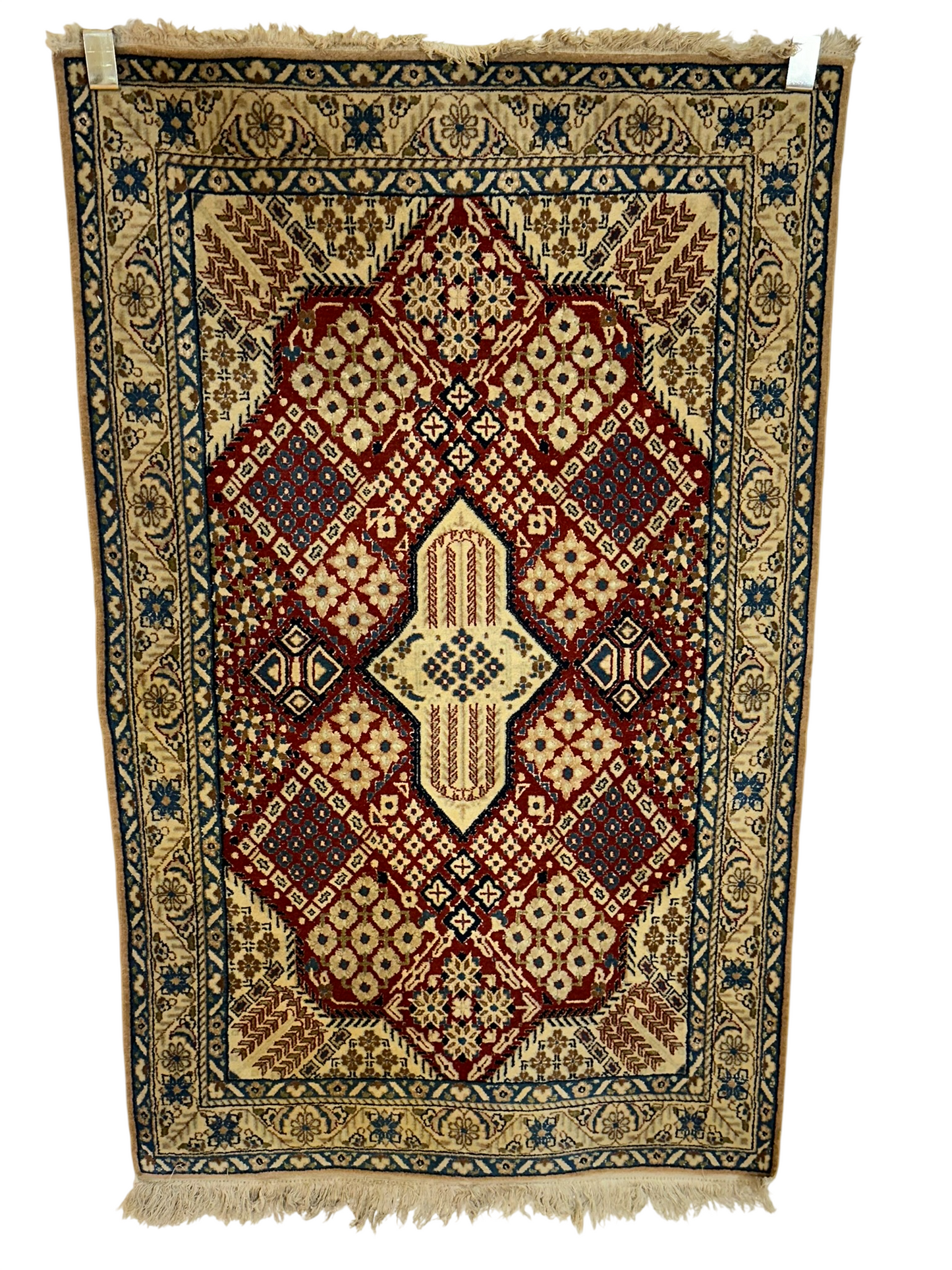 Orientteppich handgeknüpft Nain Korkwolle mit Seide 135x83 cm