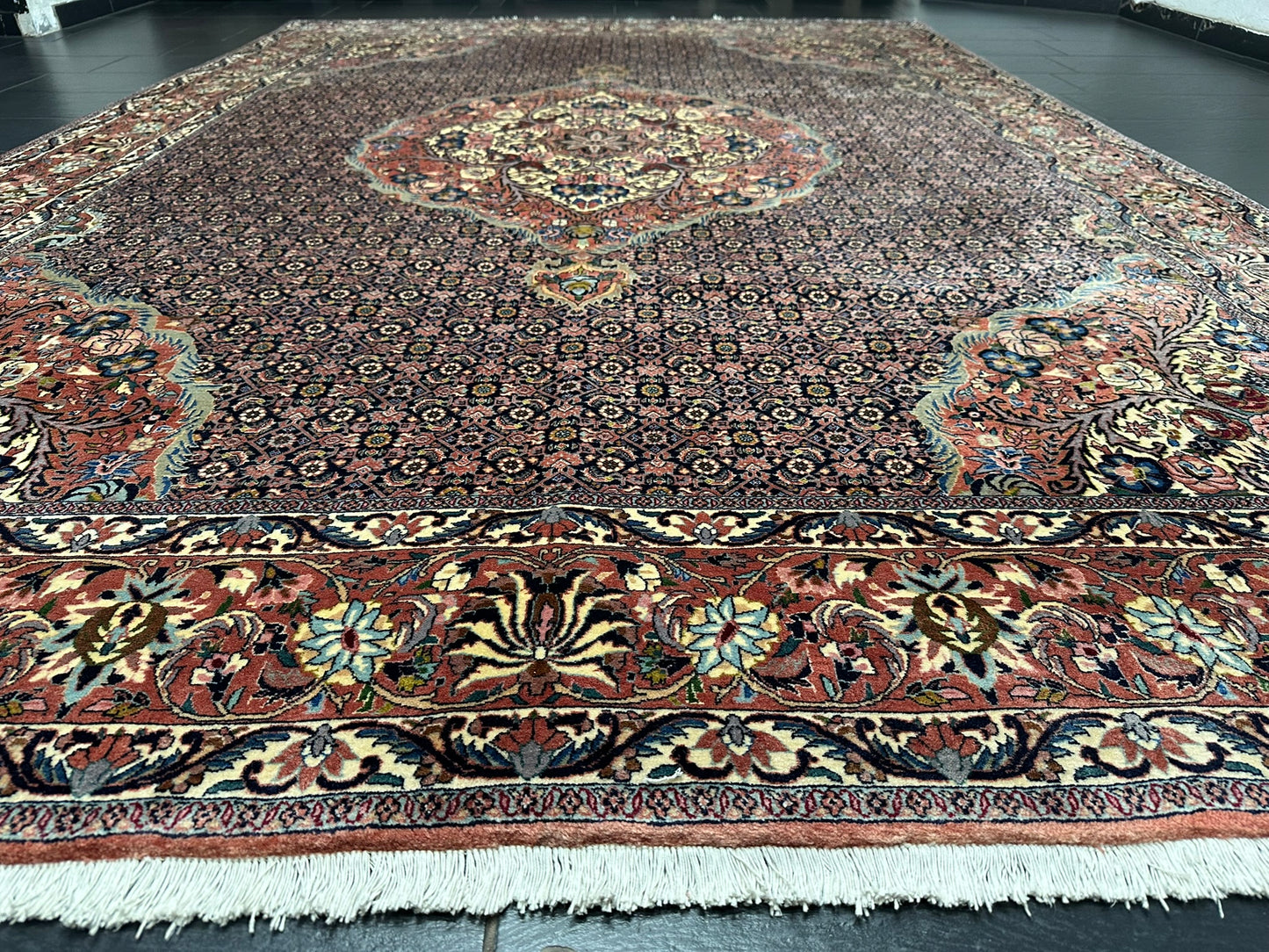 orientteppich handgeknüpft Bidjar Korkwolle medallion 370x258 cm