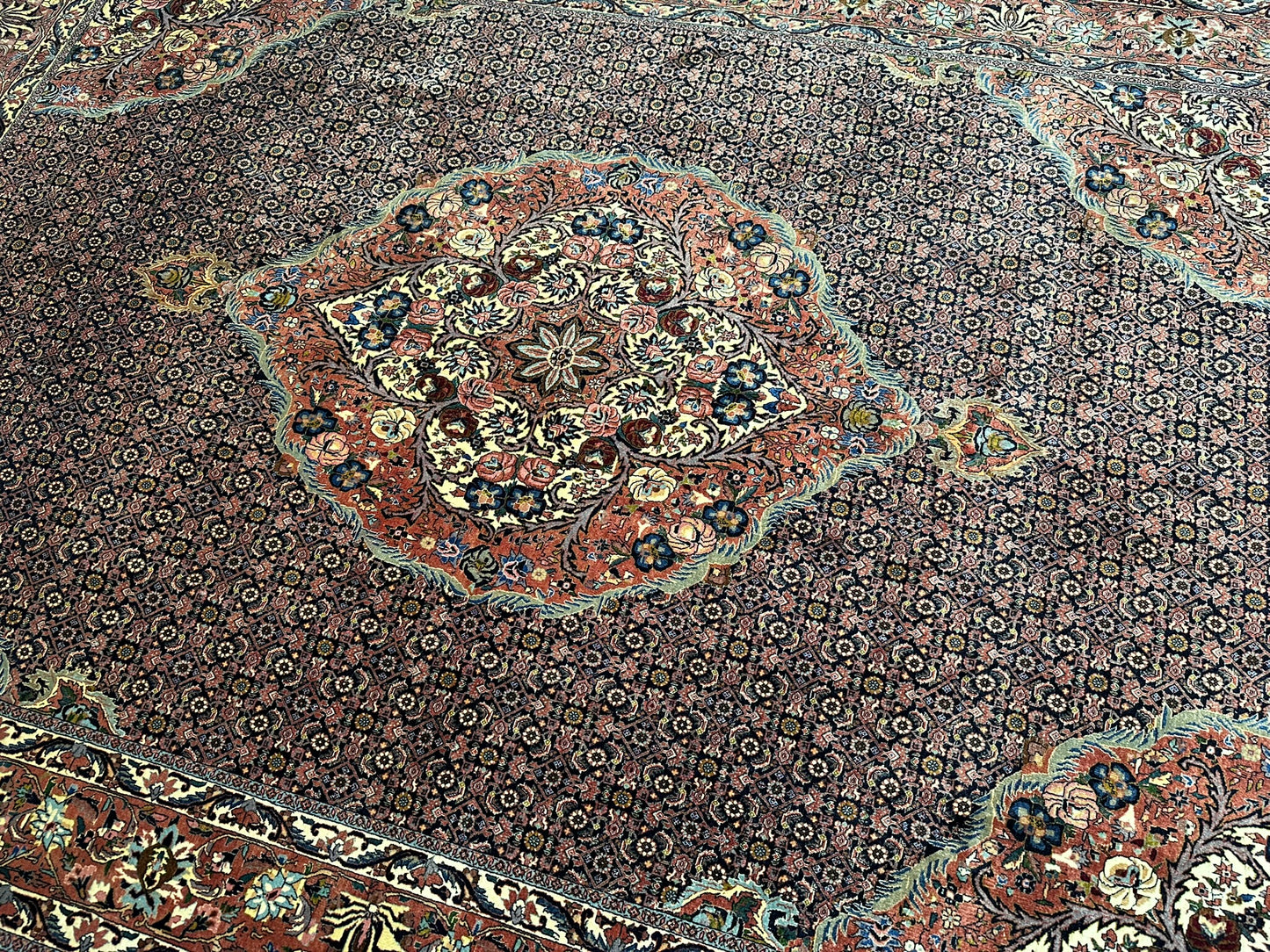 orientteppich handgeknüpft Bidjar Korkwolle medallion 370x258 cm