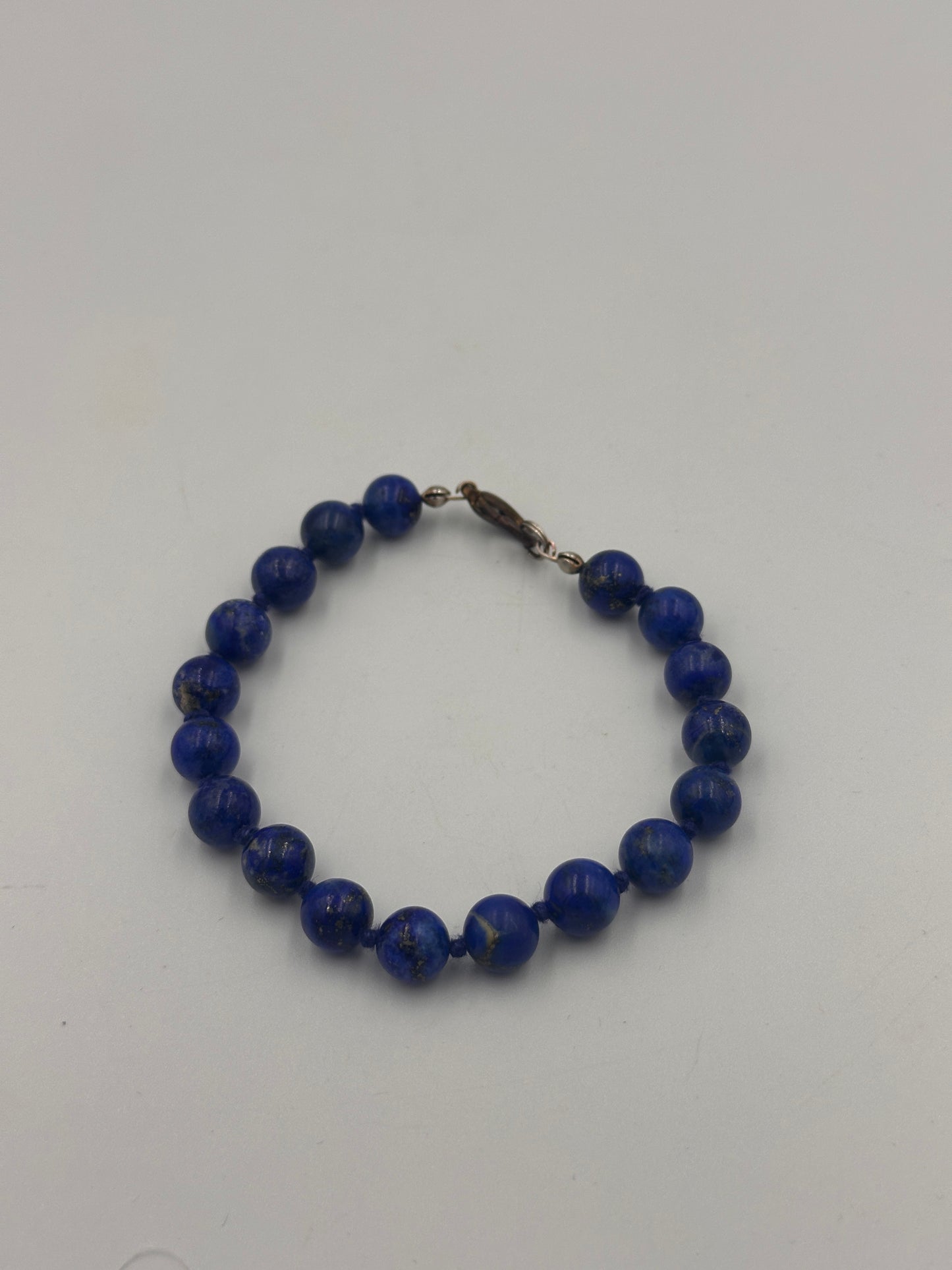 Elegantes Armband in Lapis Lazuli-Optik