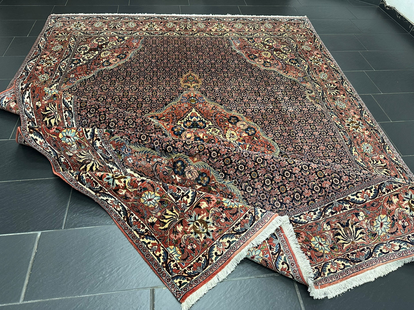 orientteppich handgeknüpft Bidjar Korkwolle medallion 370x258 cm