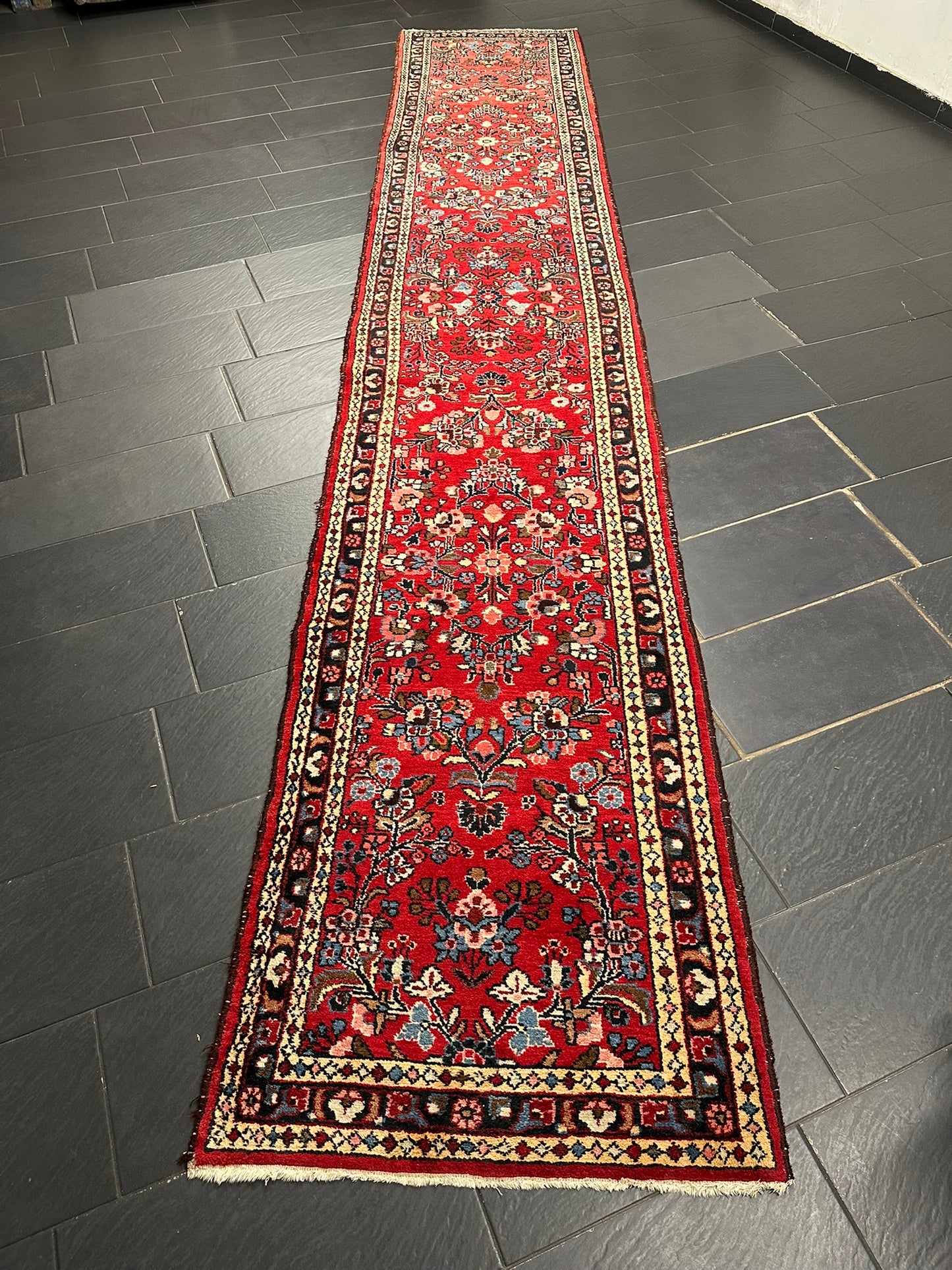 Orientteppich handgeknüpft Sarough Läufer Wolle 515x95 cm