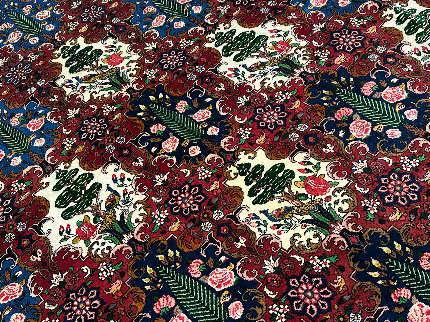 Handgeknüpfter Bachtiar felder  Garten Teppich 365x256 cm Neu