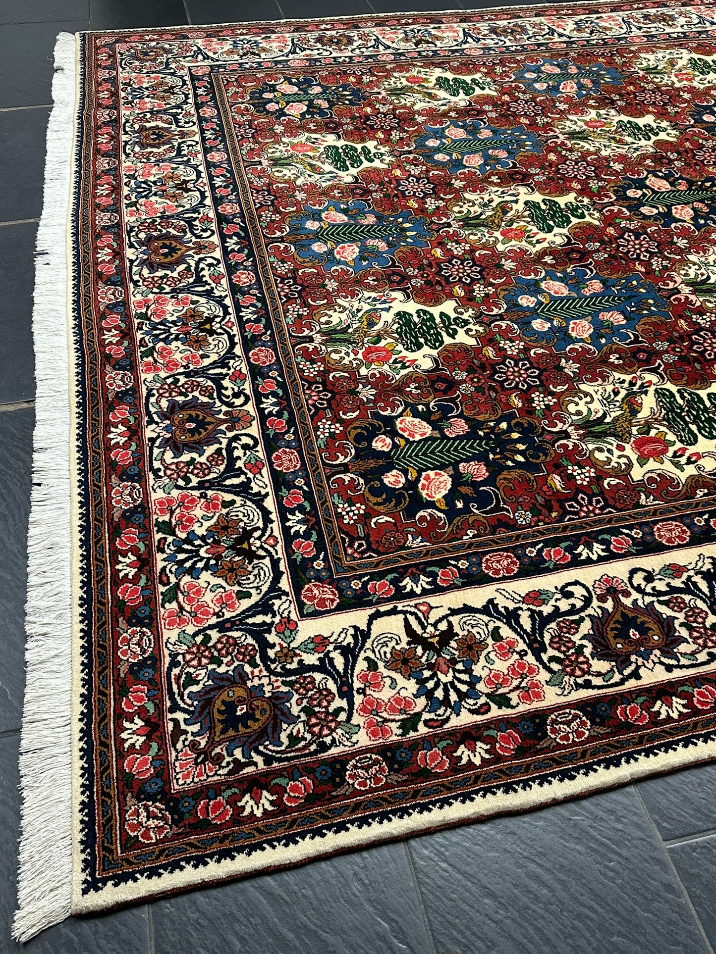 Handgeknüpfter Bachtiar felder  Garten Teppich 365x256 cm Neu