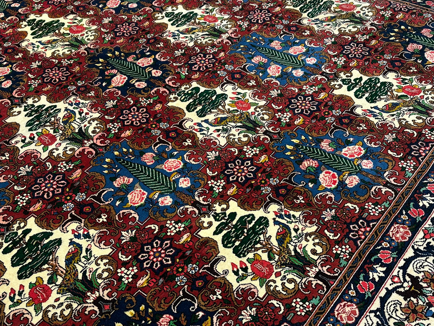 Handgeknüpfter Bachtiar felder  Garten Teppich 365x256 cm Neu