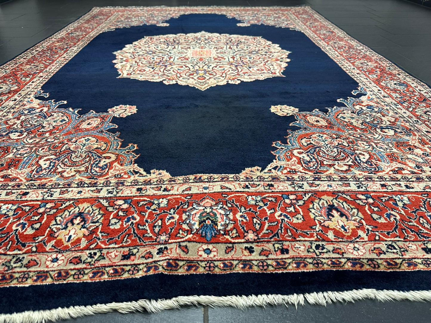 Orientteppich handgeknüpft Sarough Medaillon 320x205 cm