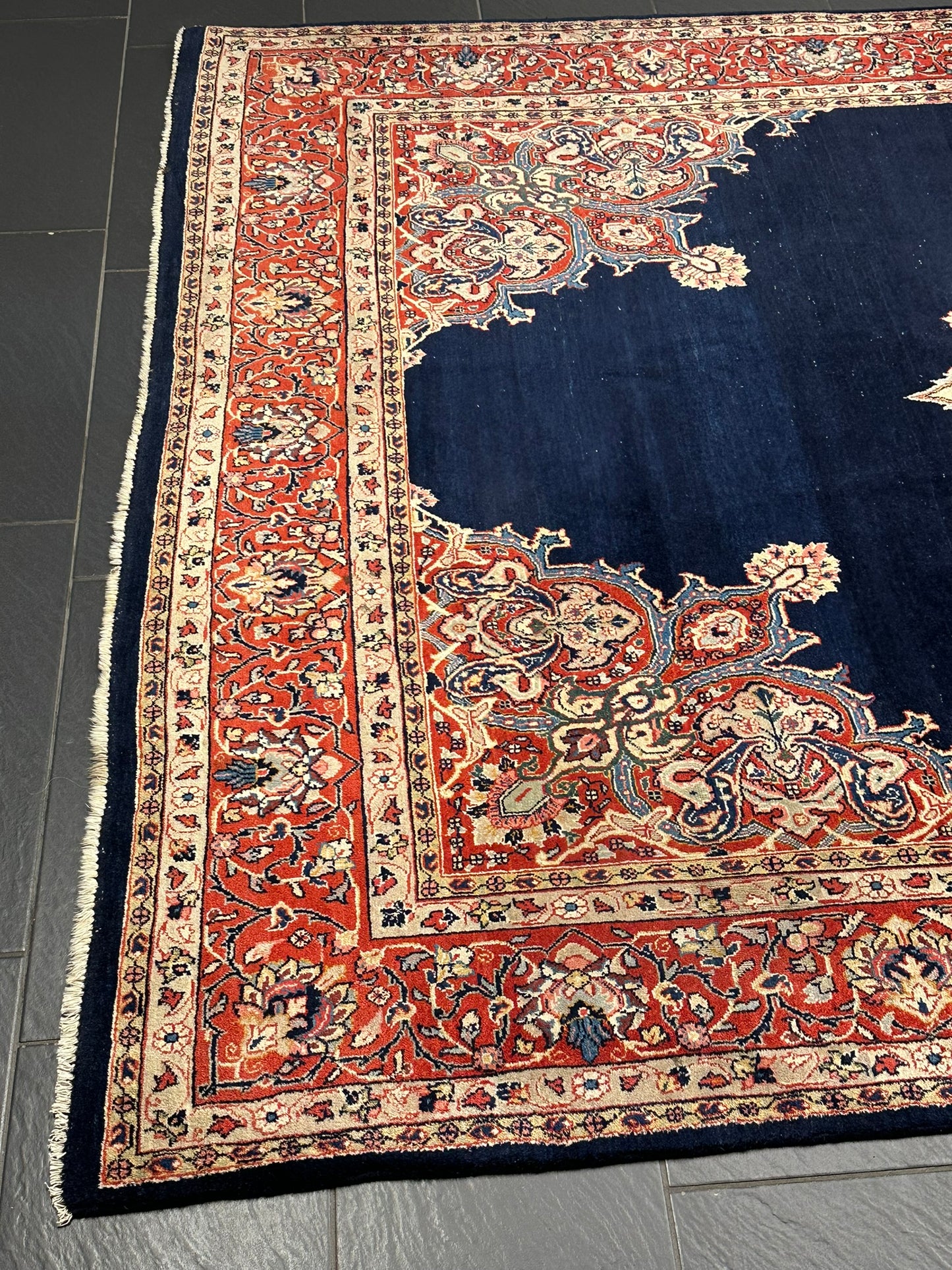Orientteppich handgeknüpft Sarough Medaillon 320x205 cm