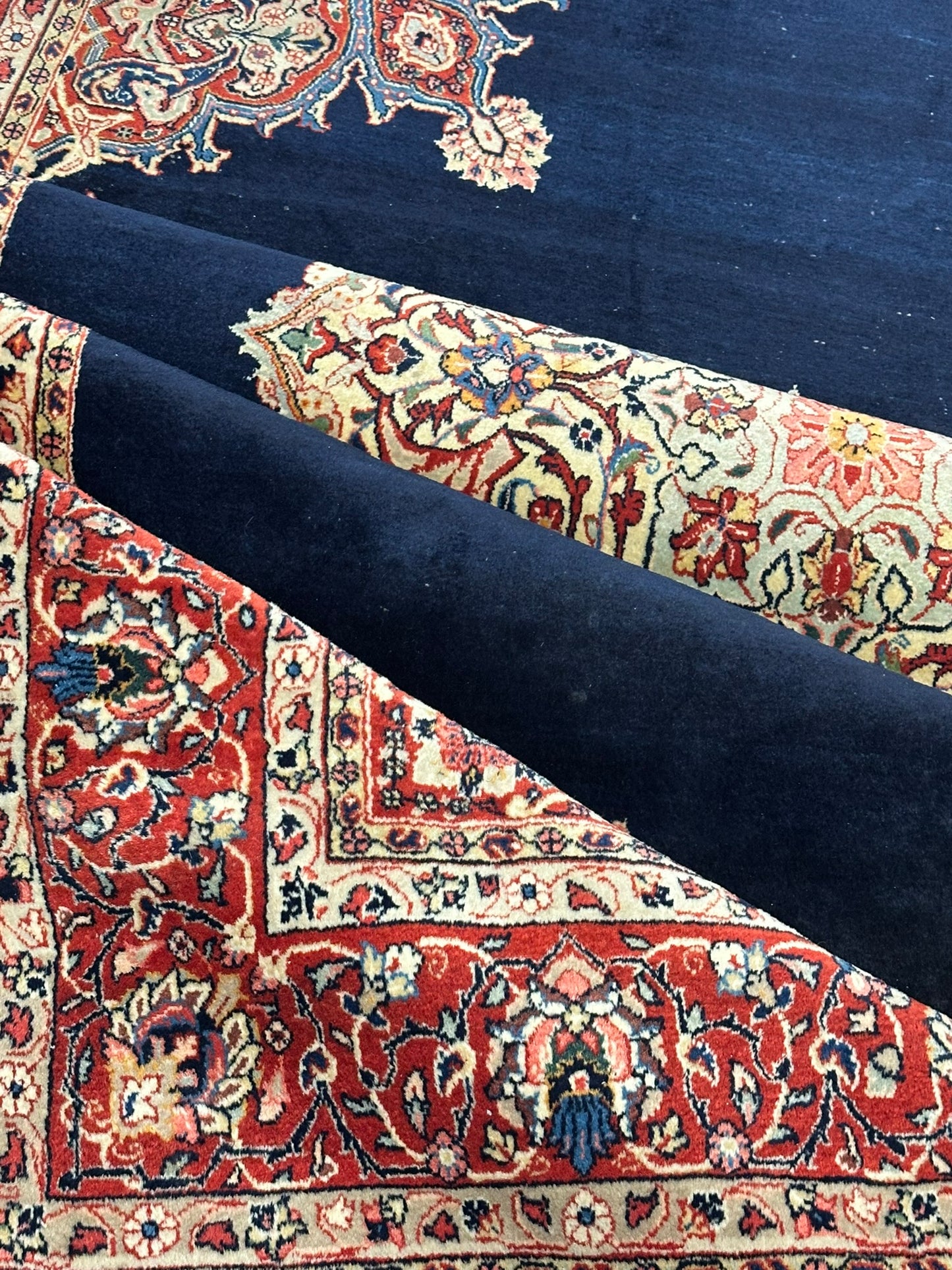 Orientteppich handgeknüpft Sarough Medaillon 320x205 cm