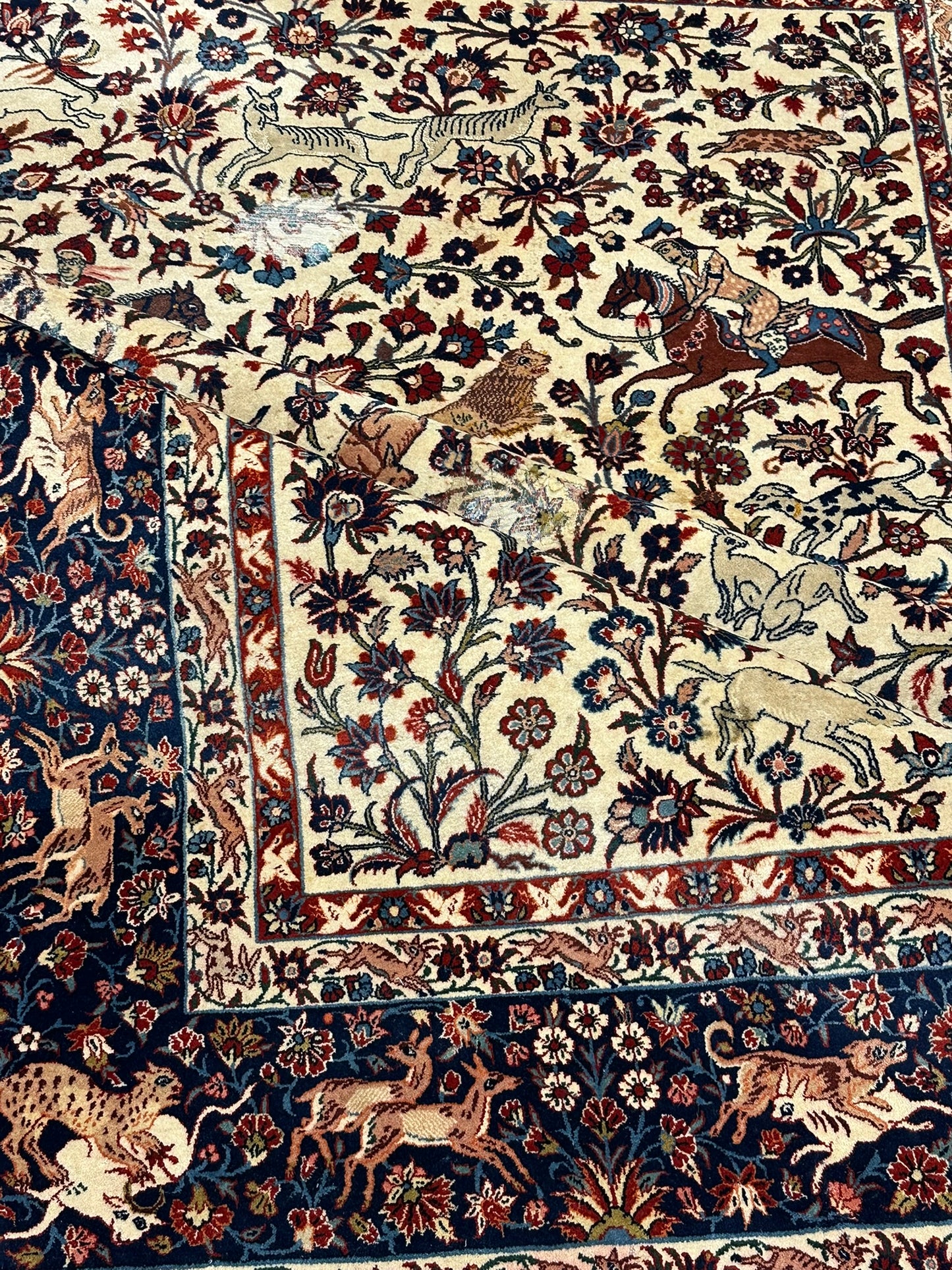 Orientteppich handgeknüpft Isfahan Korkwolle Jagdmotiv 310x200 cm